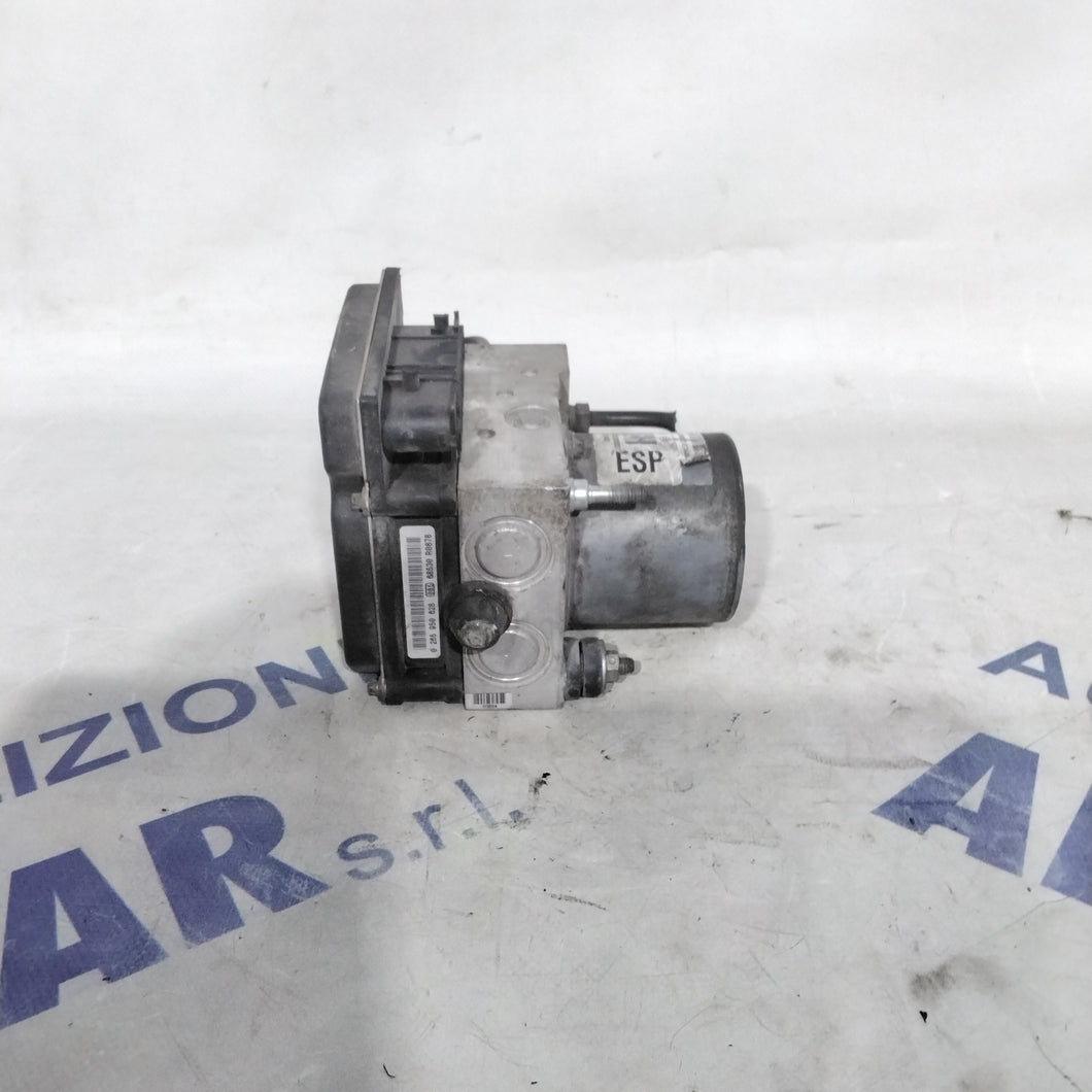 Pompa Centralina ABS fiat grande punto 1.3 multijet anno 2007 codice:0265950628/0265800690(sfA3p5)