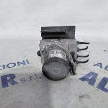 Carica l&#39;immagine nel visualizzatore di Gallery, Pompa Centralina ABS fiat grande punto 1.3 multijet anno 2007 codice:0265950628/0265800690(sfA3p5)
