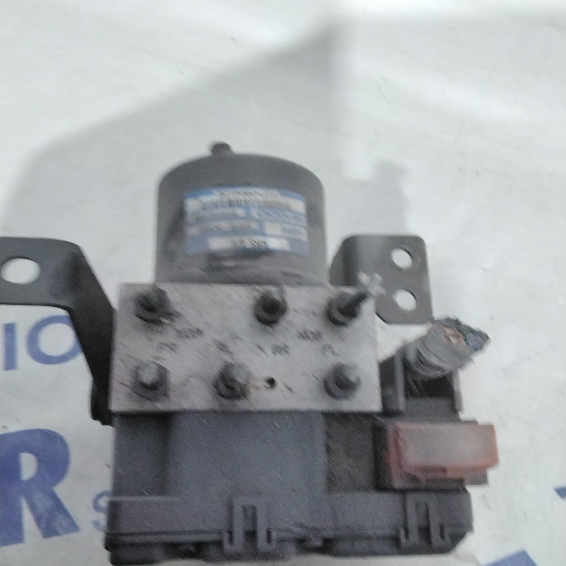 ABS Pump Mitsubishi Santamo 2.0 Diesel Year 2005 Code: BH60101500(sfA3p4)