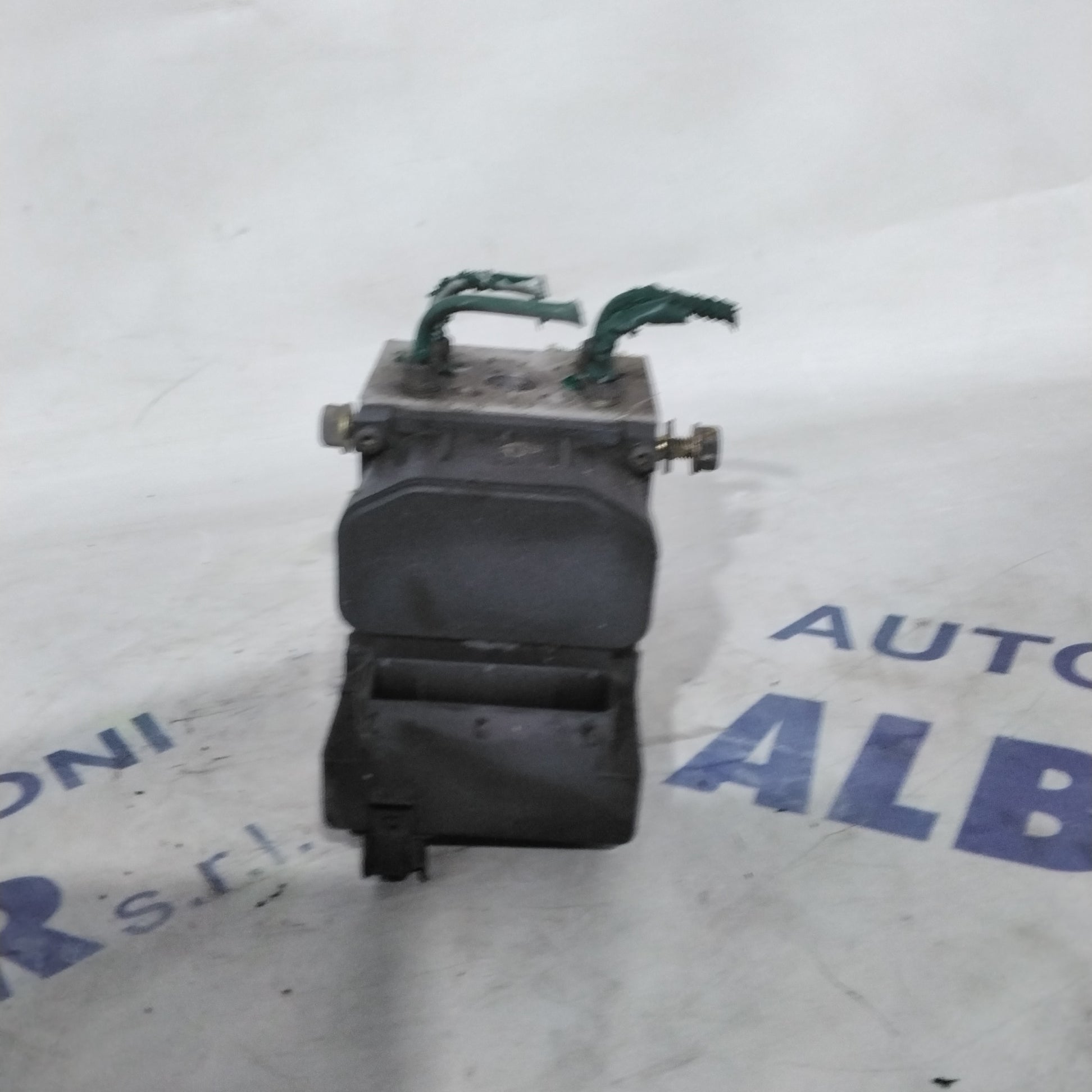 ABS pump control unit Opel Tigra petrol year 2000 code:90496978(sfA3p4)