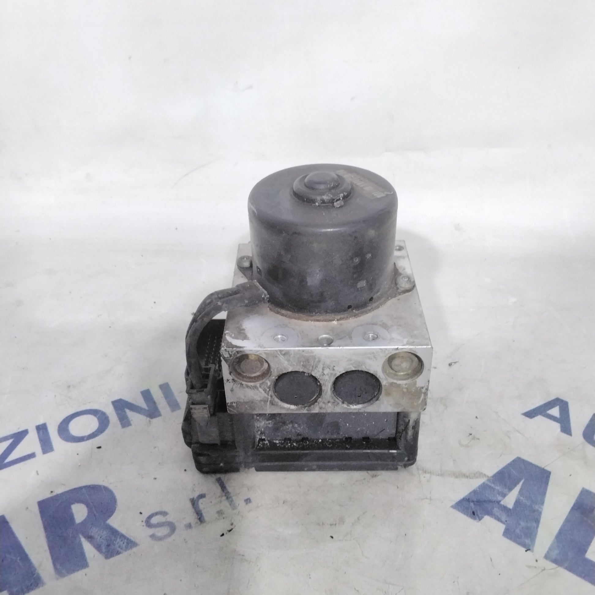 ABS Pump Control Unit Fiat Brava 1.9 JTD Year 2000 Code: 10020401674(sfA3p4)