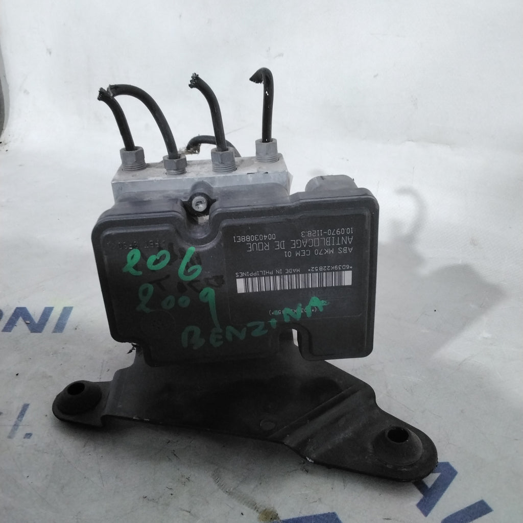 ABS Pump Control Unit Peugeot 206 Petrol year 2009 code: 10020700684(sfA3p4)