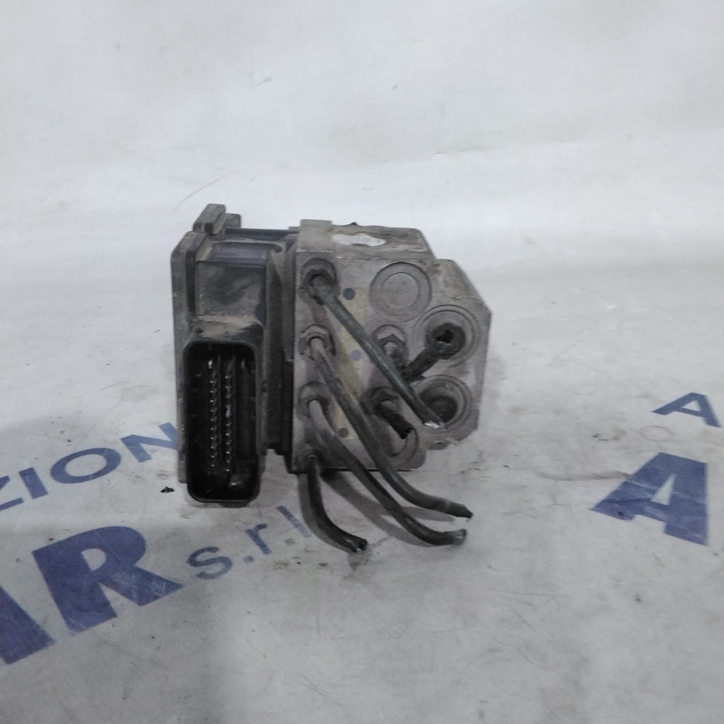 ABS Pump Control Unit Renault Trafic 1.9 diesel year 2002 code: 91169033(sfA3p3)