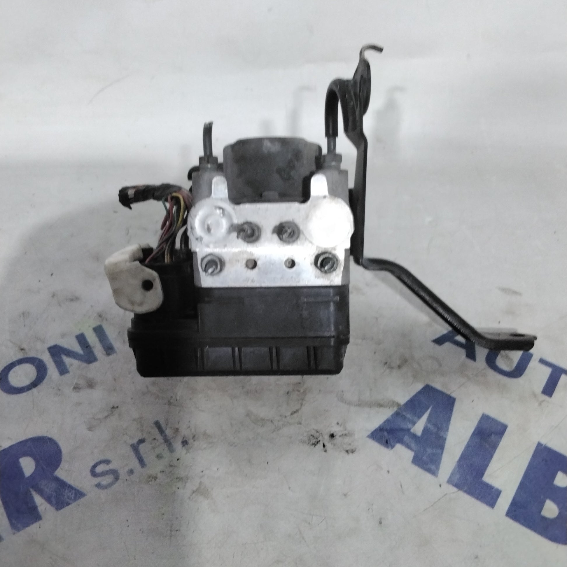 ABS Pump Control Unit Toyota RAV4 2.0 diesel year 2004 part number: 4451042080(sfA3p3)