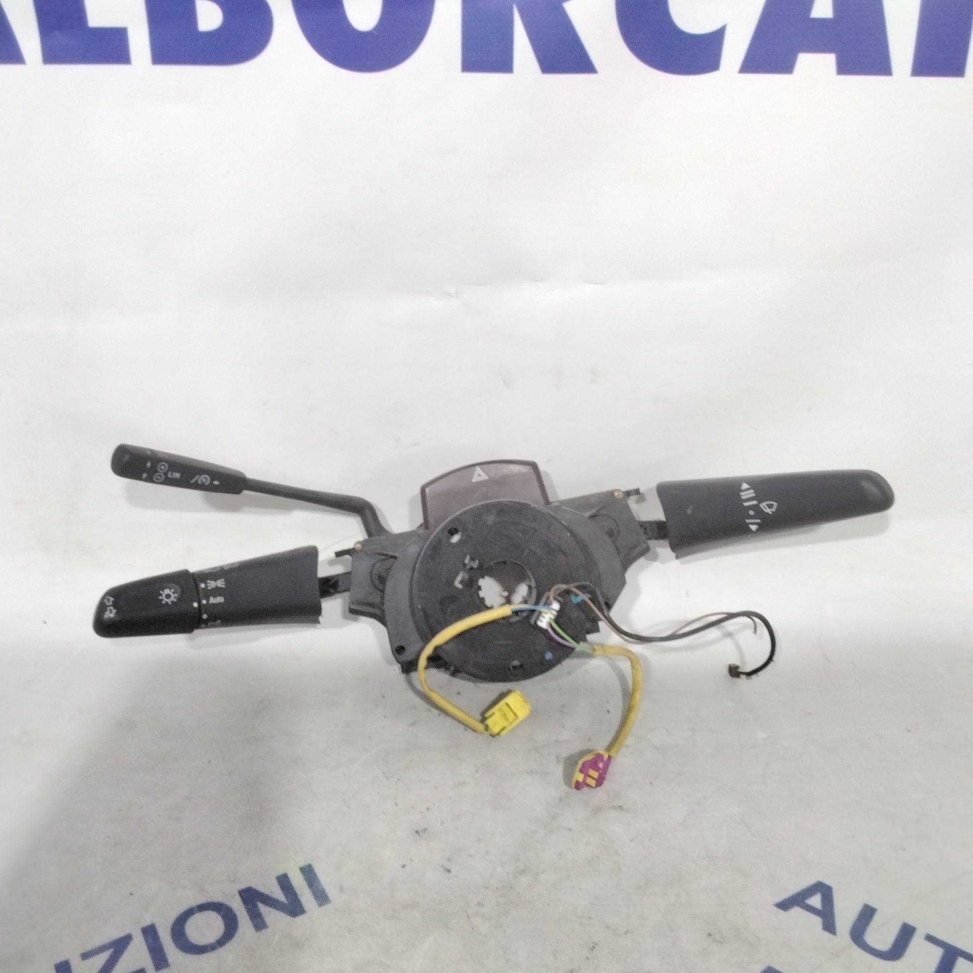 Turn signal switch Mercedes ML second series year 2004. Code: A0075458924(sfA2)