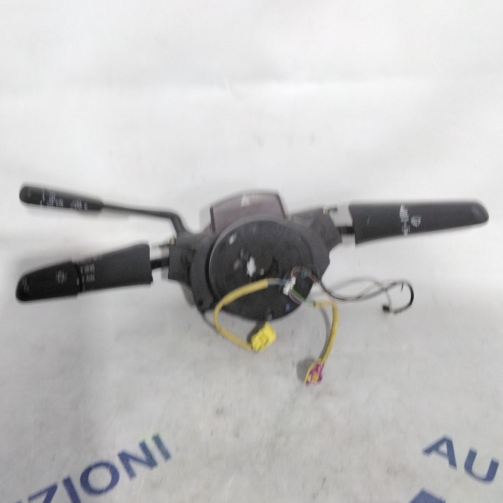 Turn signal switch Mercedes ML second series year 2004. Code: A0075458924(sfA2)