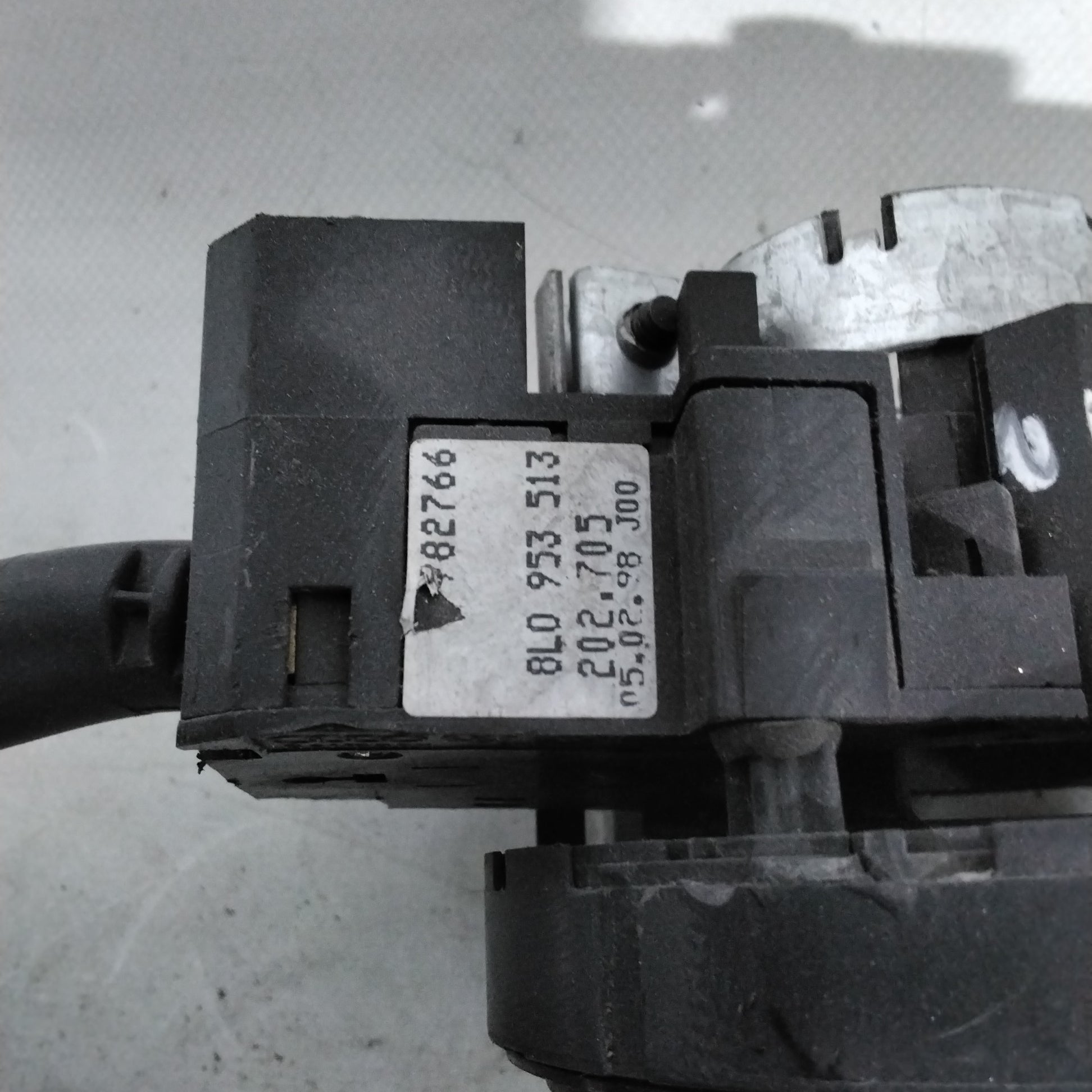 Indicator stalk Volkswagen Sharan 2.0 tdi year 1999 code:202705(sfA2)