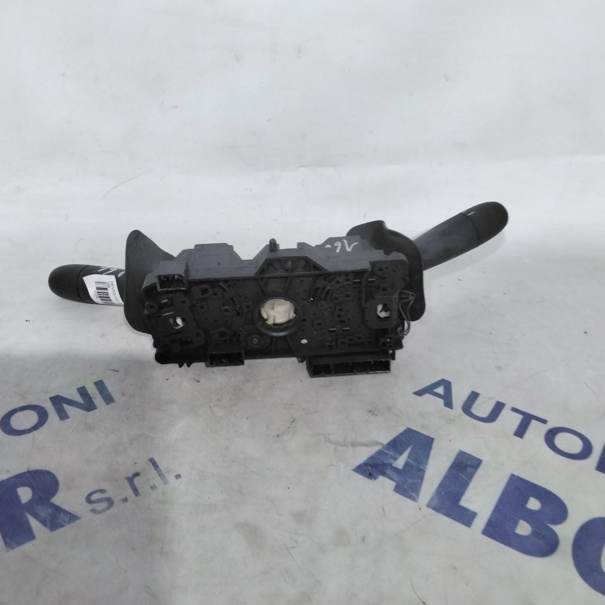 Indicator switch Alfa Romeo 166 year 2002 code: 156018004(sfA2)