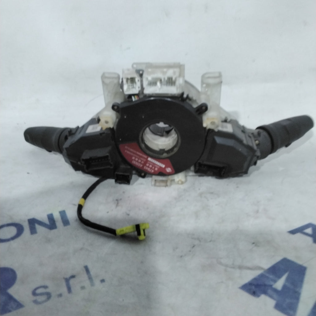 Indicator stalk Nissan X-Trail 2.2 diesel year 2005 part number: 25540 8H700(sfA2)