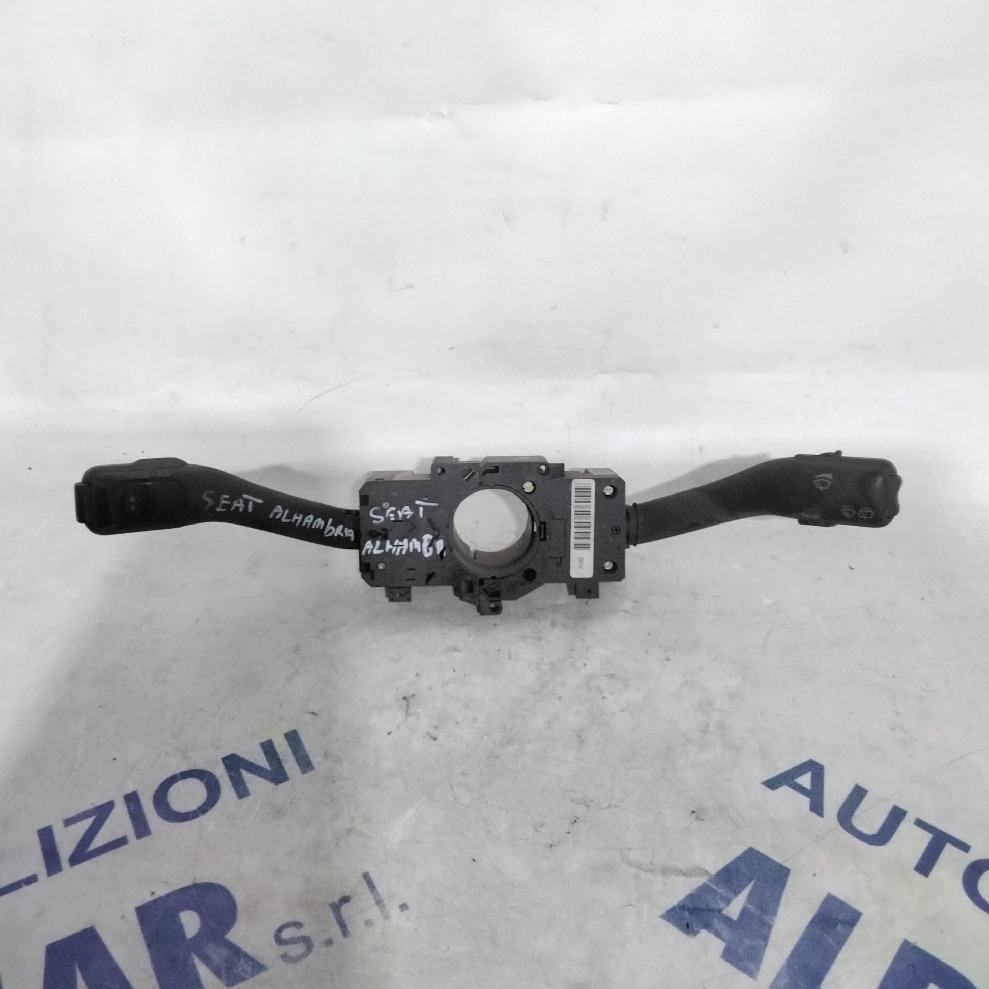 Indicator stalk seat ibiza /alhambra 2.0 tdi year 2002 code:01202032(sfA2)