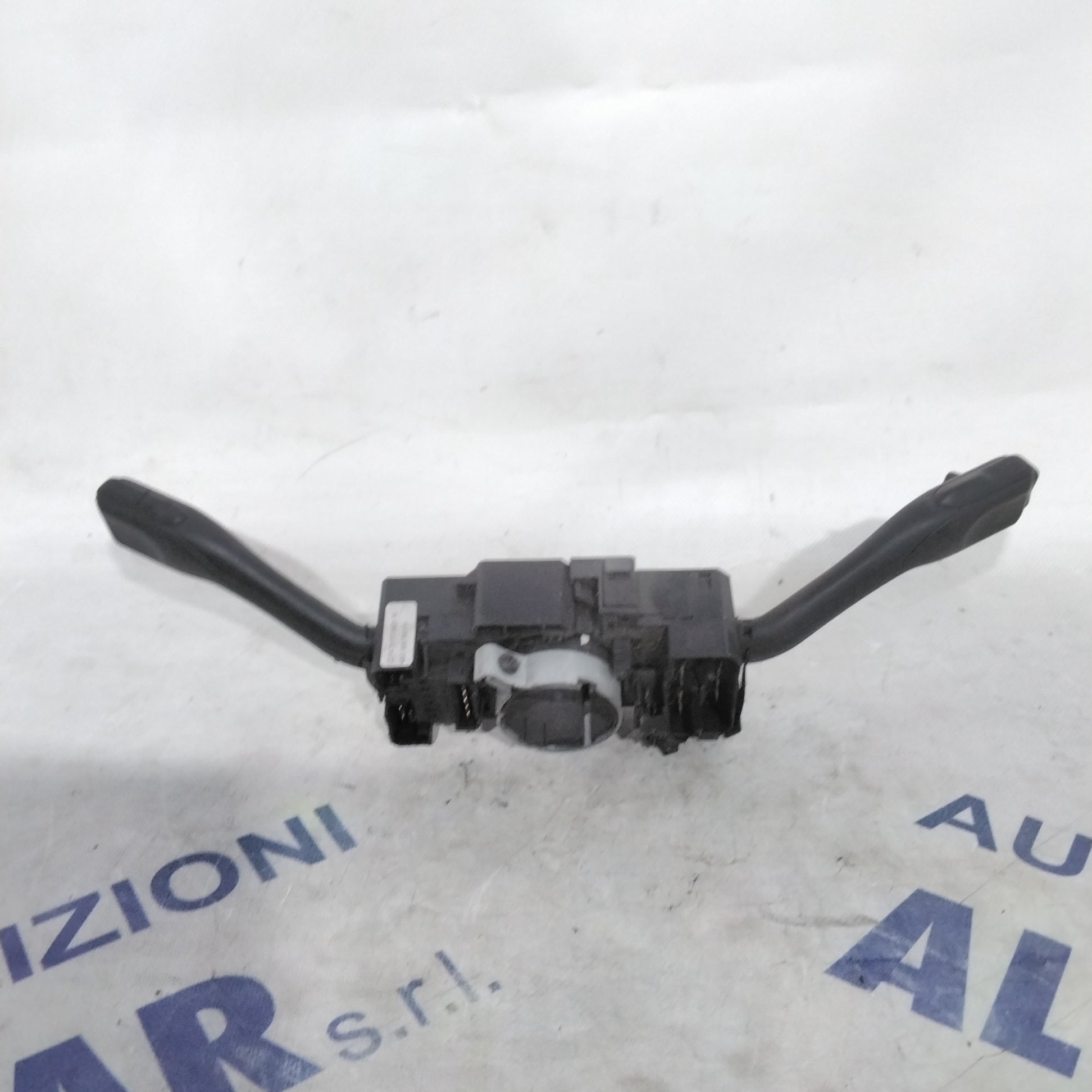 Indicator stalk seat ibiza /alhambra 2.0 tdi year 2002 code:01202032(sfA2)