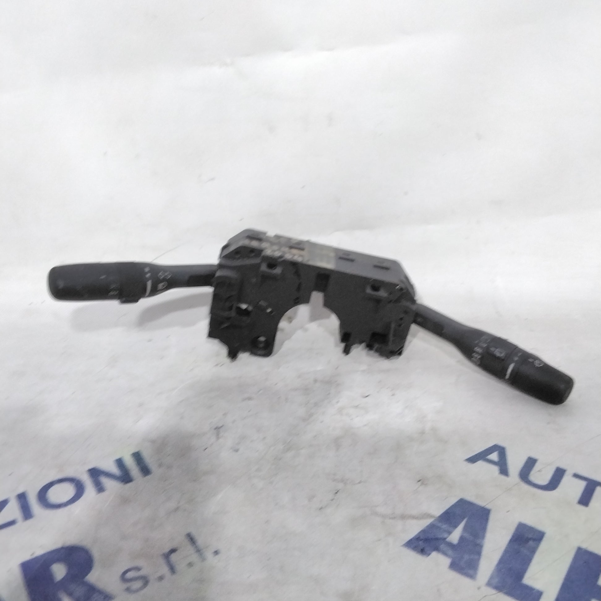Turn signal switch Jeep Cherokee year 2004 (sfA2)