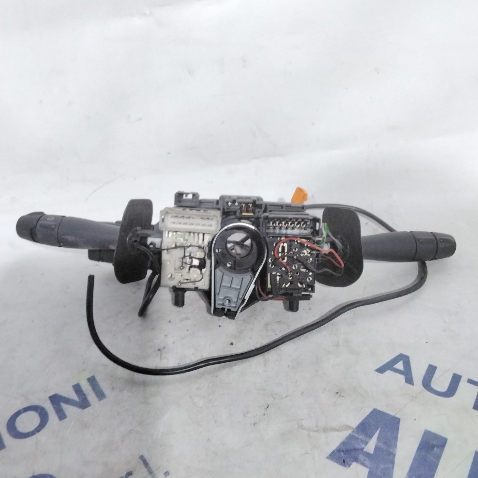 Indicator stalk Renault Espace 2.0 diesel year 1998 code:6025313009(sfA2)