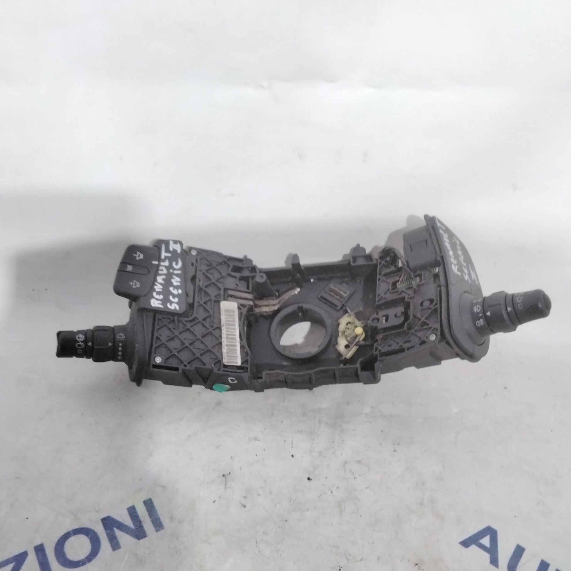Turn signal switch Renault Scenic year 2006 code:61880051(sfA2)