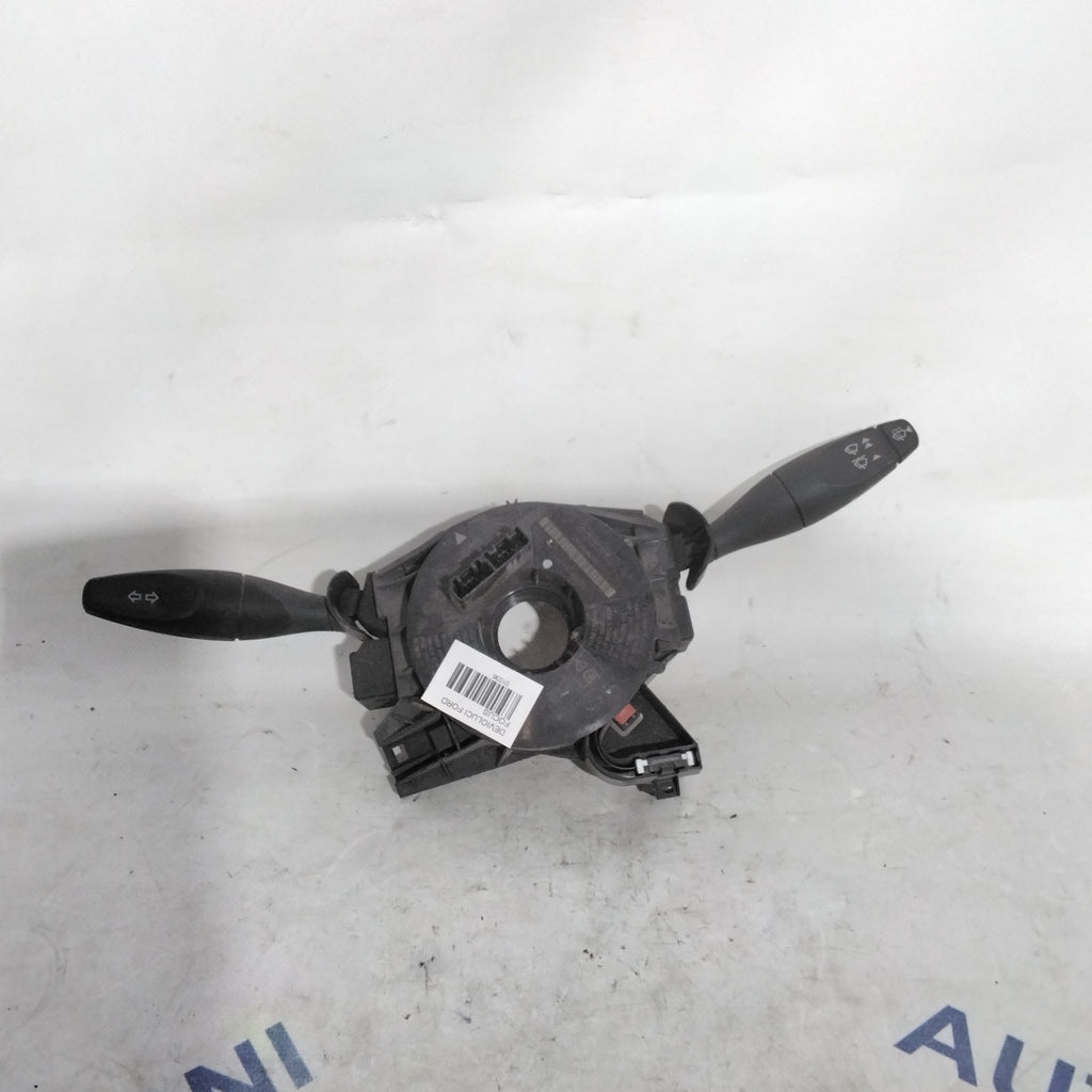 Turn signal switch Ford Focus year 2002 code: 98AG17A553(sfA2)