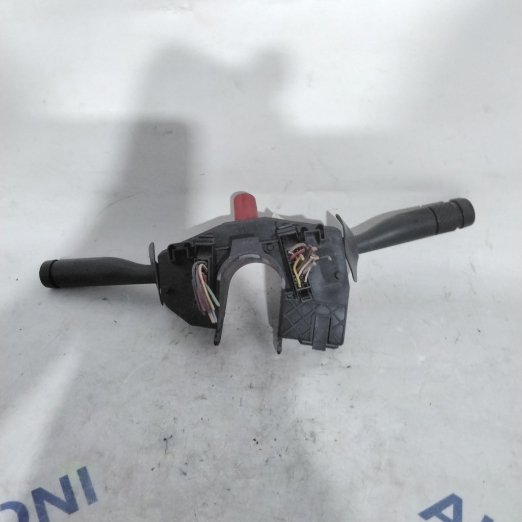 Ford Fiesta indicator stalk year 1994 code 01500030 (sfA2)