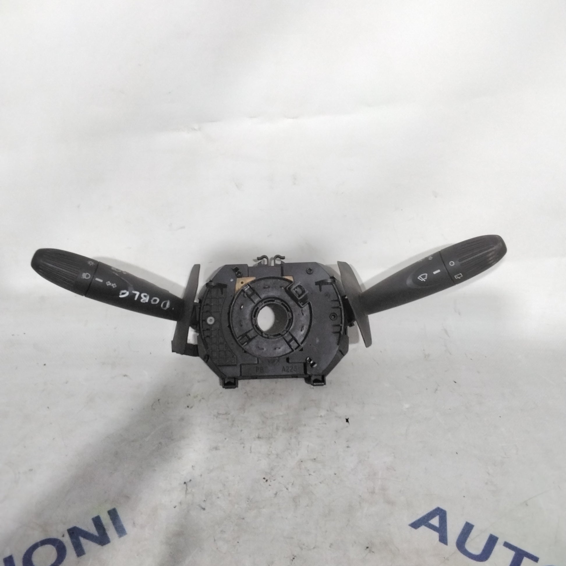 Turn signal switch Fiat Doblo year 2006 code: A223(sfA2)