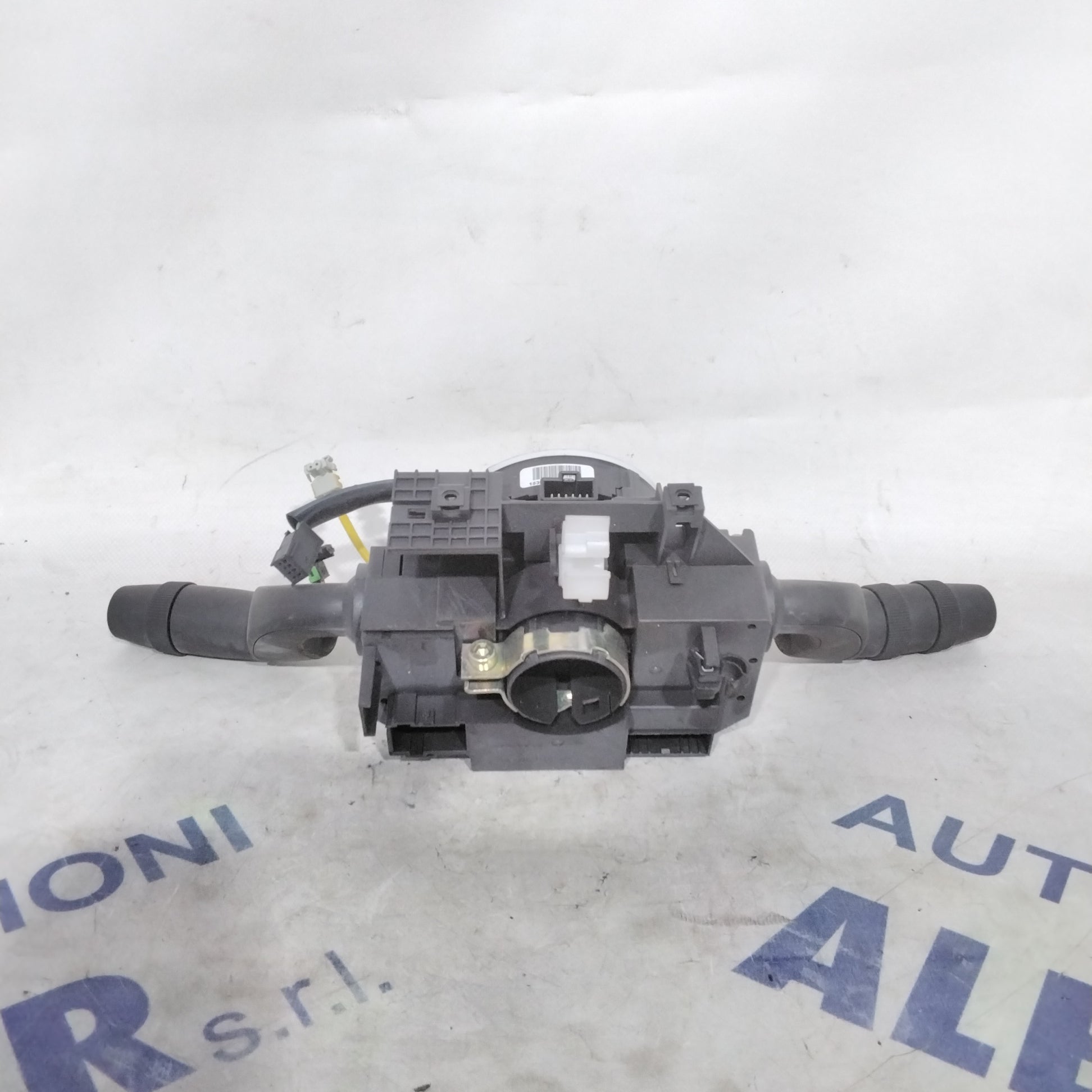 Turn signal switch Fiat Idea year 2005 code:073536119390(sfA2)