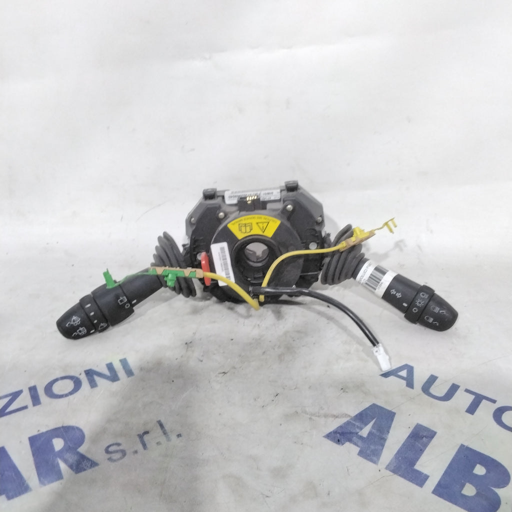 Turn signal switch Fiat Stilo year 2005 code: 07352969550(sfA2)