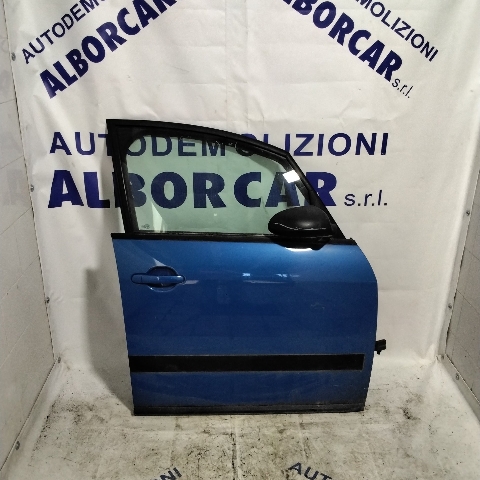 Audi A2 front right door 2000-2005 (sf1e1)
