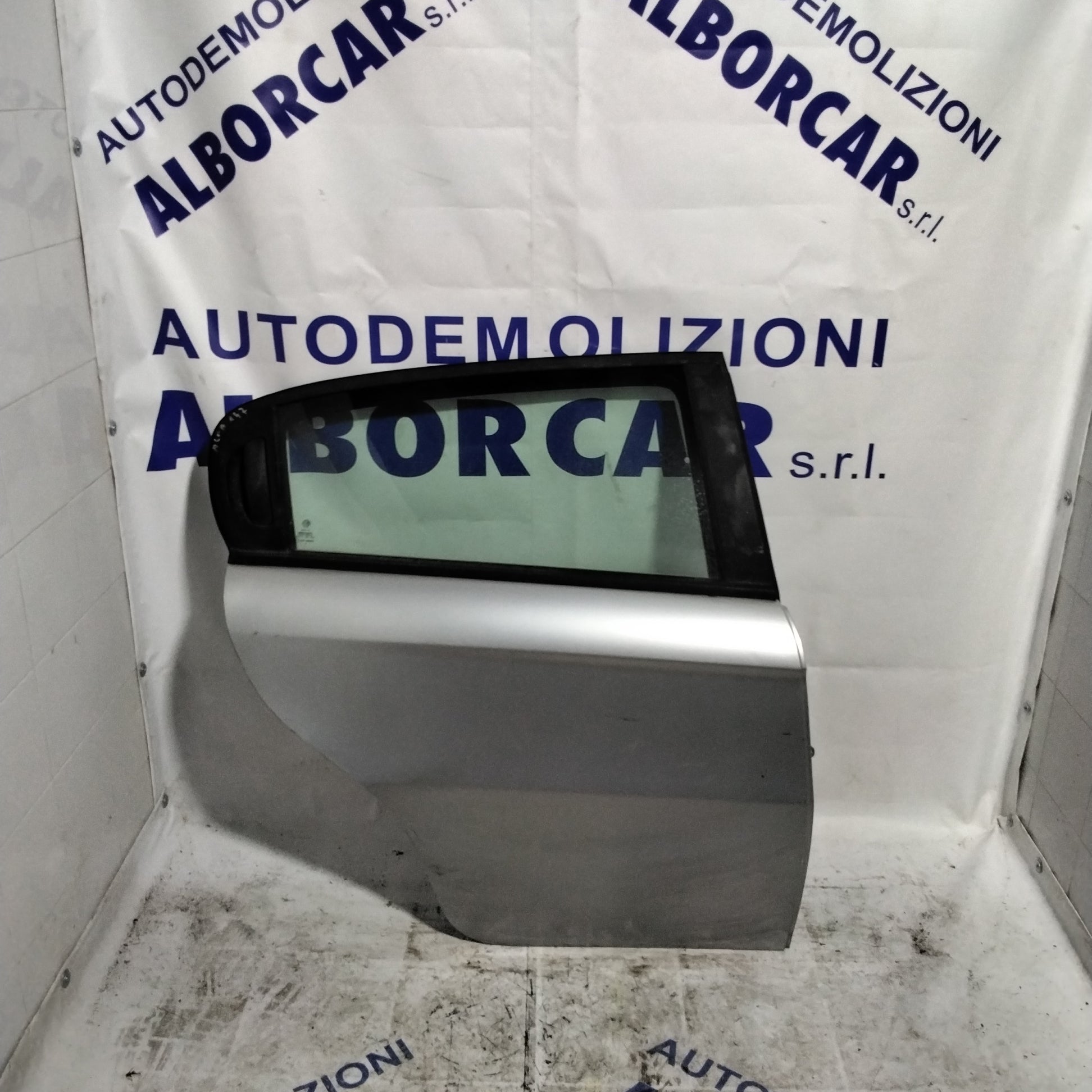 Door, Alfa Romeo 147 rear right 2000-2007 (sf1e1)