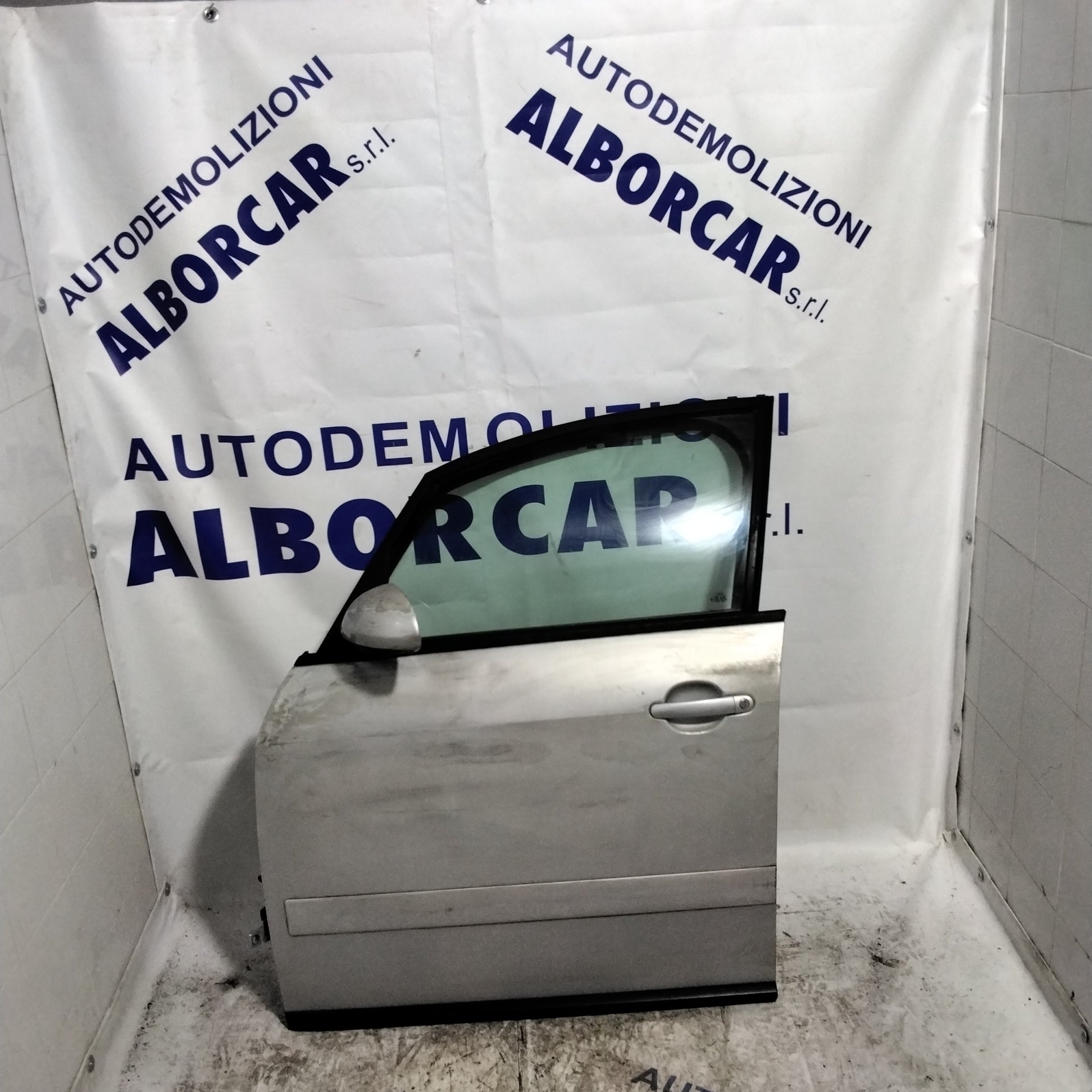 Door, Audi A2 front left year (1999-2005) (sf1e1)
