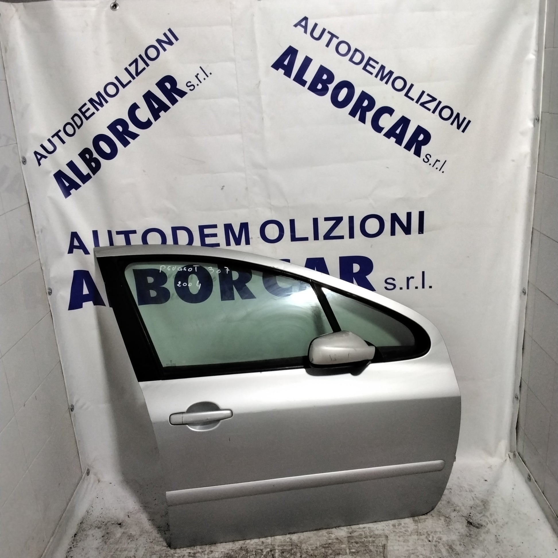 front right door peugeot 307 year 2004