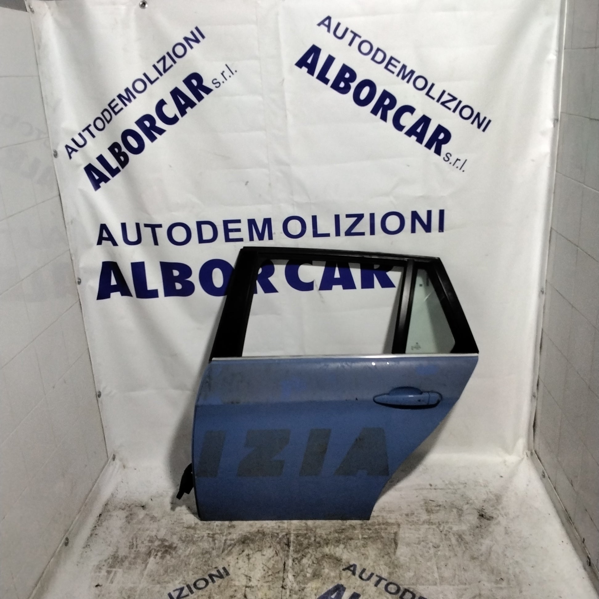 Door, BMW 320 (wagon) 2003 rear left (sf1e1)