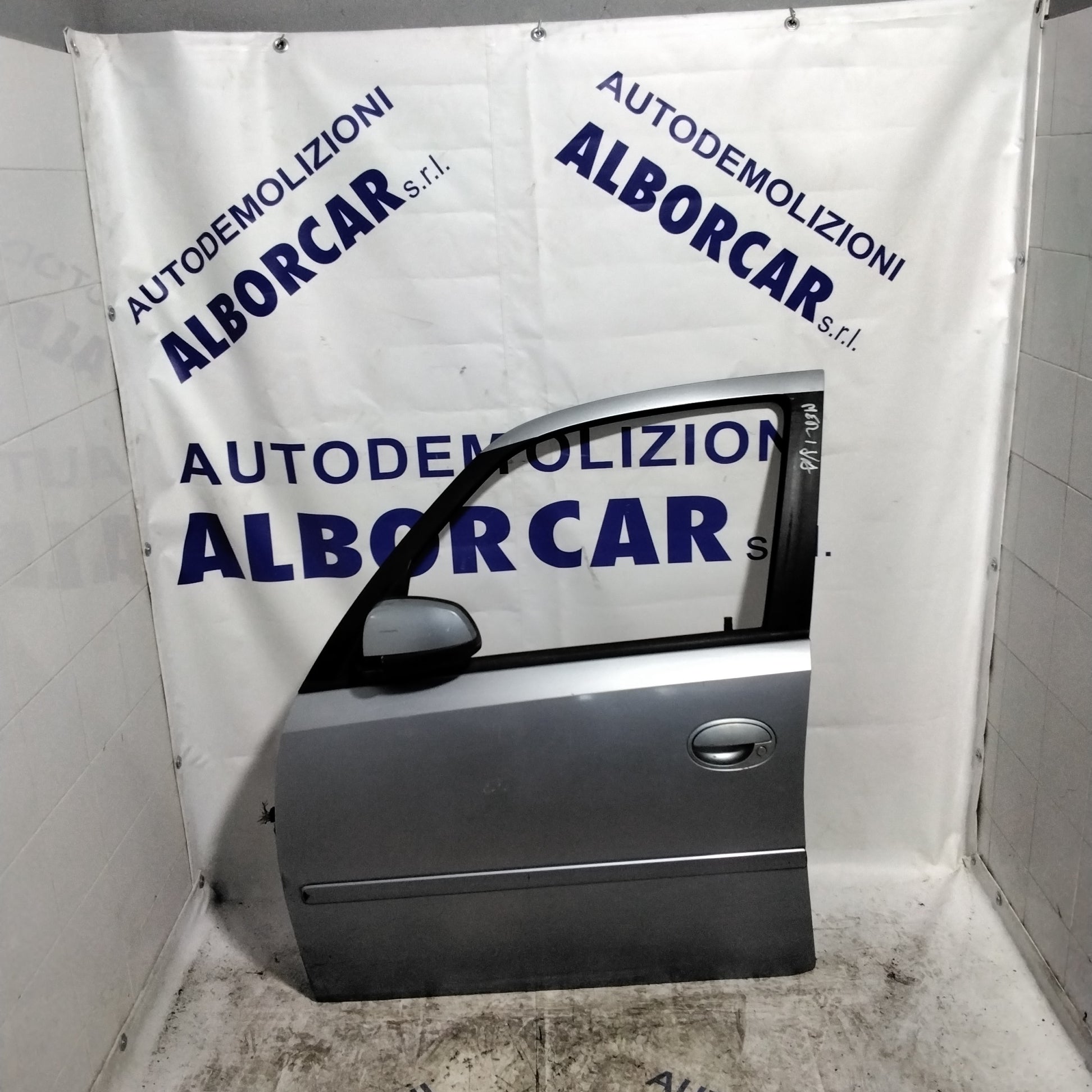 Opel Meriva front left door (2009) (sf1e1)