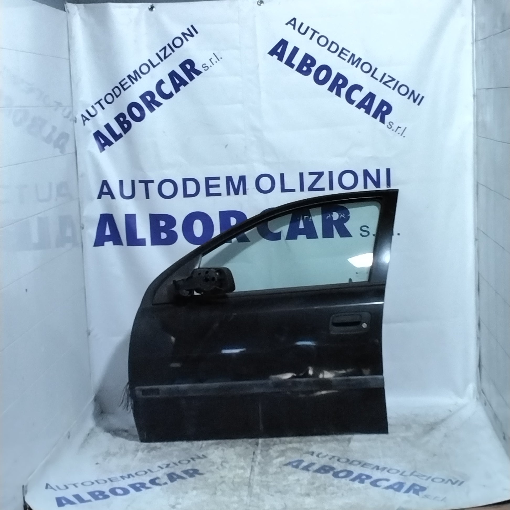 Opel Astra (1999) front left door (sf1e1)