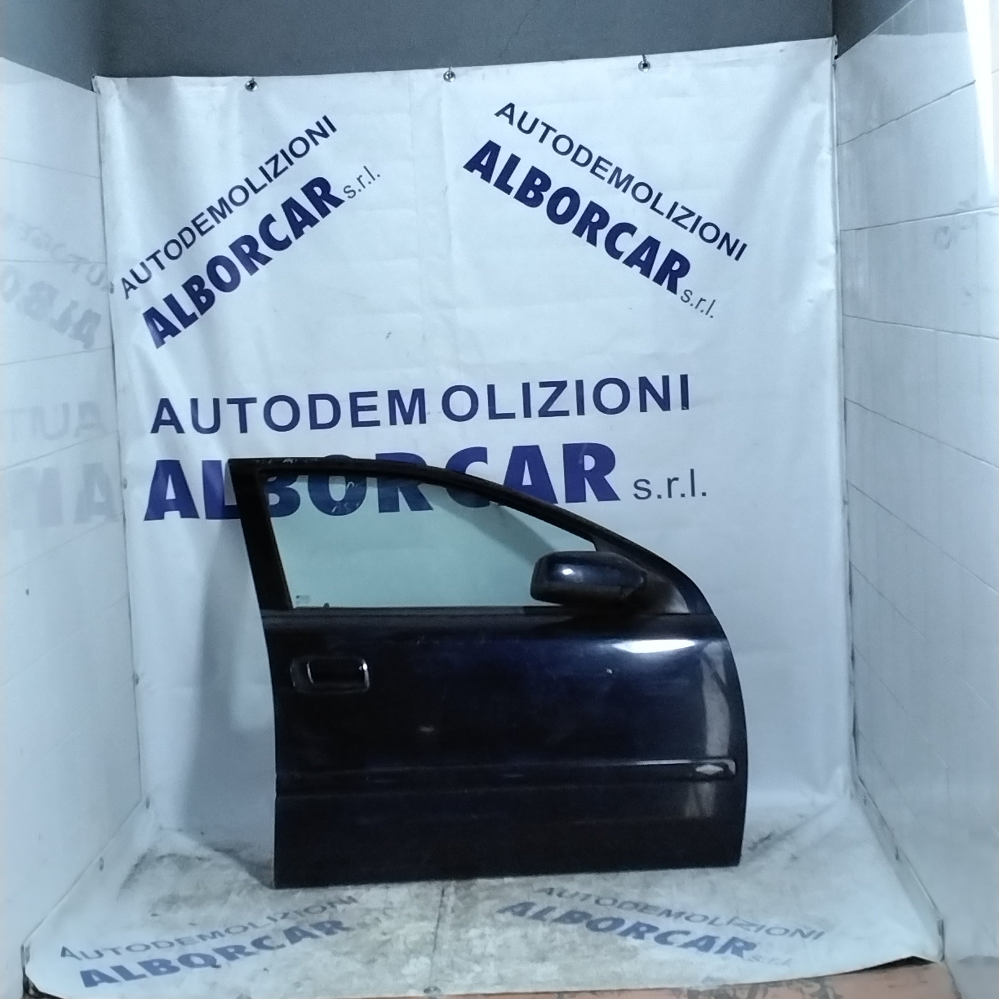 Opel Astra 2003 front right door (sf1e1)
