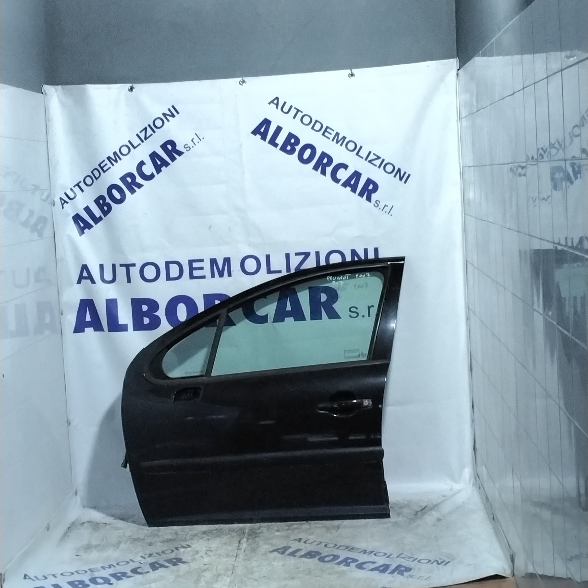 Peugeot 207 front left door (sf1e1) year 2007