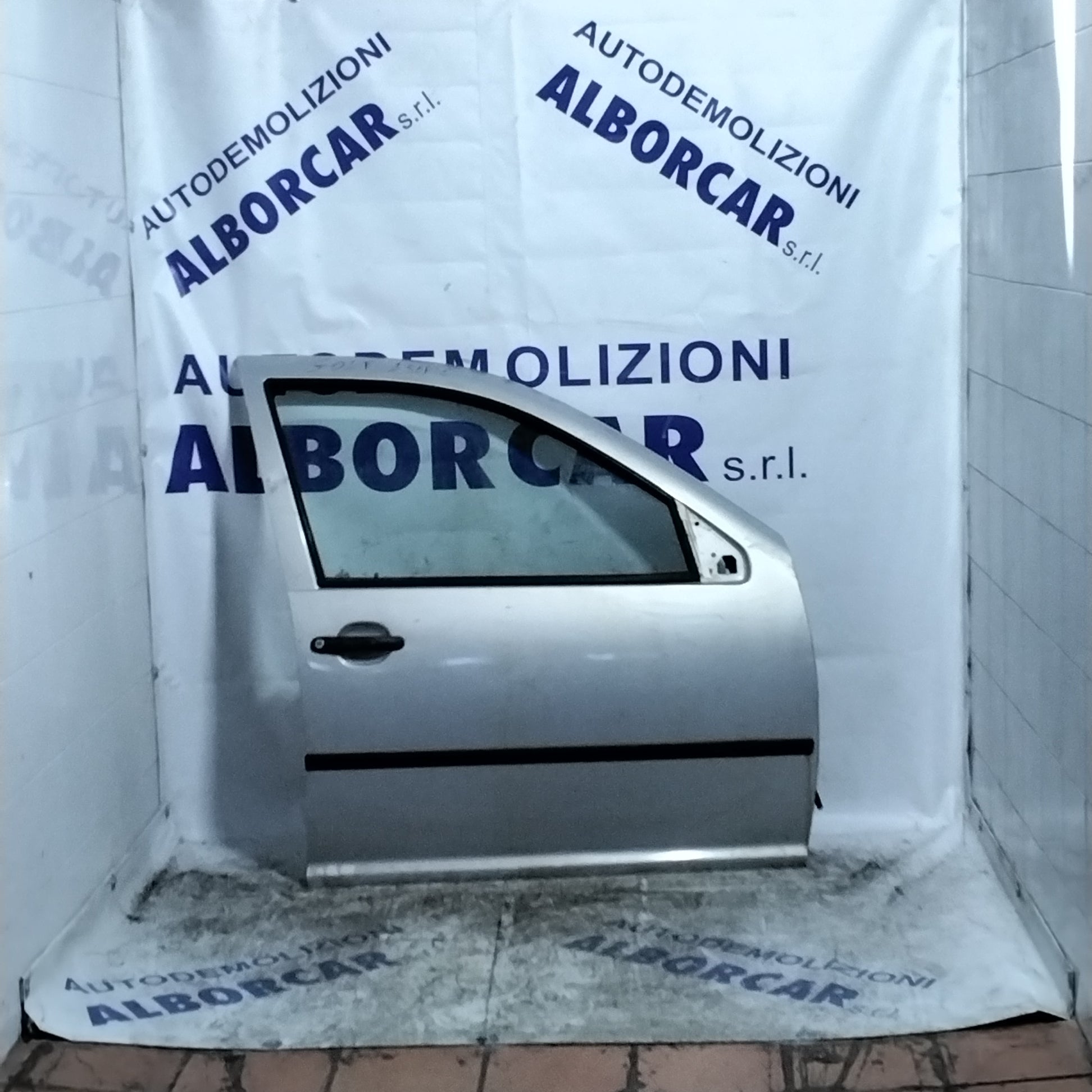 Volkswagen Golf Mk4 right front door, grey, dark blue