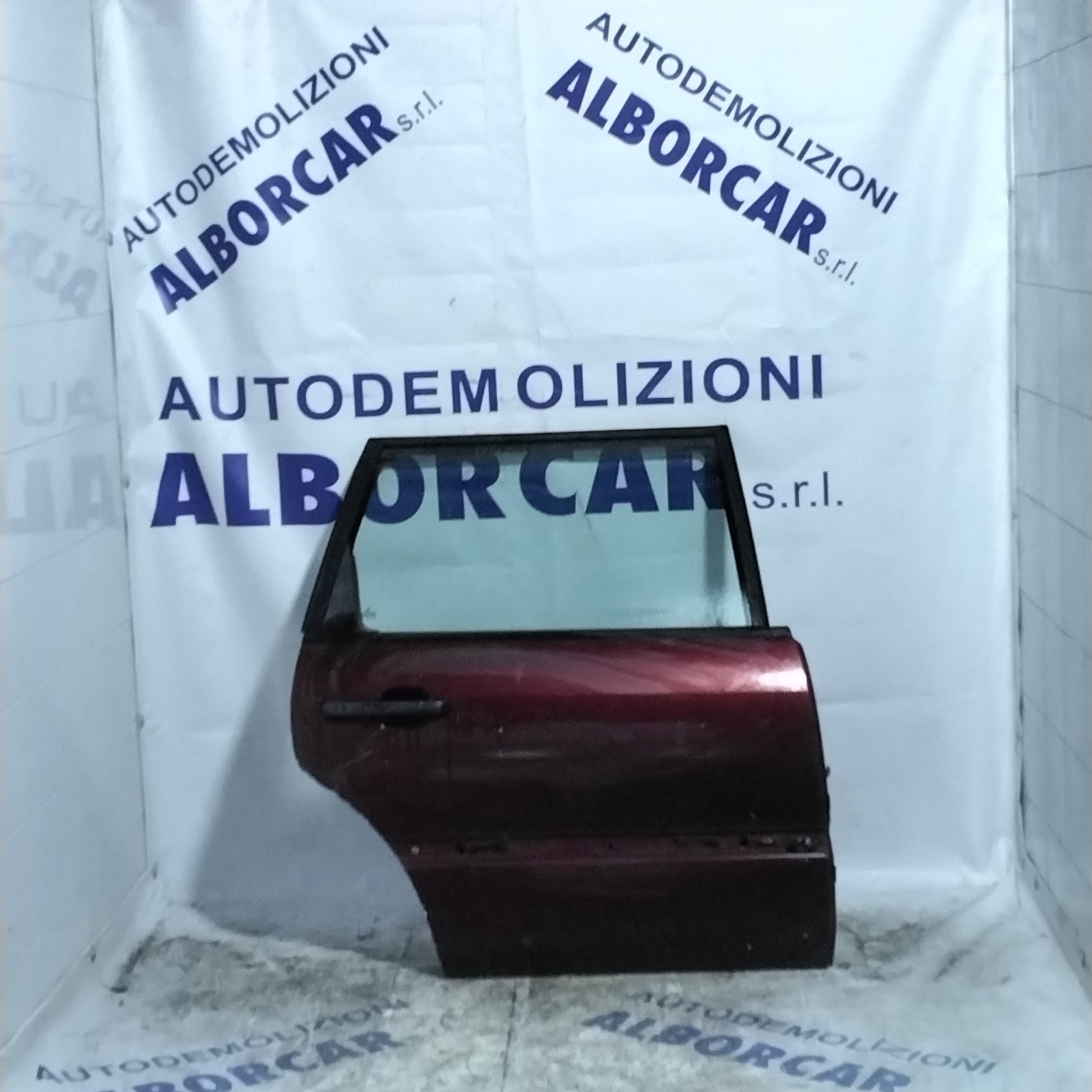 Volkswagen Passat door (1993-1997) rear right (sf1e1)