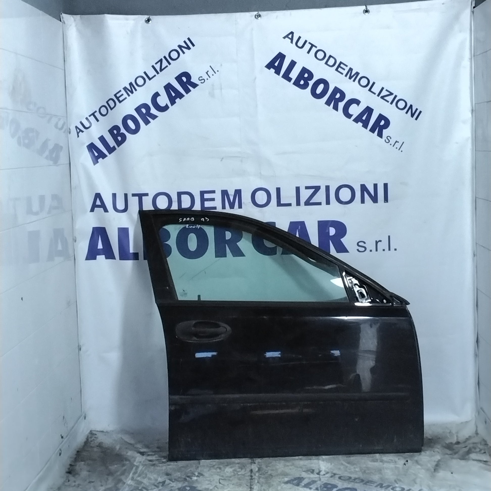 Saab 9-3 2004 front right door (sf1e1)