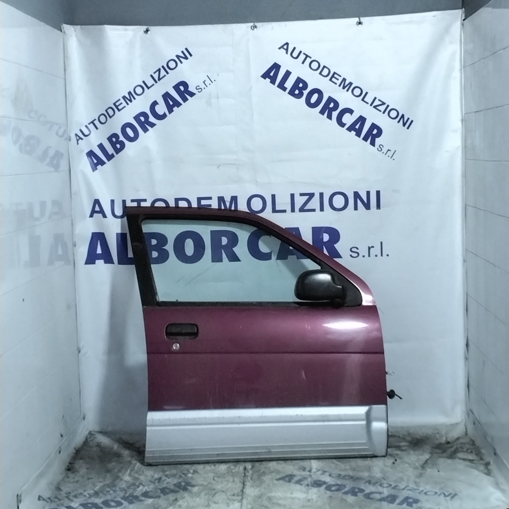 right front door nissan terrano year 2003