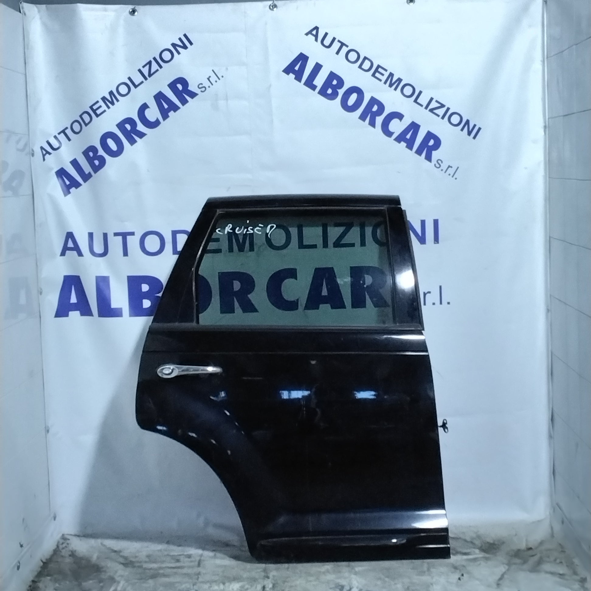 2005 Chrysler PT Cruiser right rear door