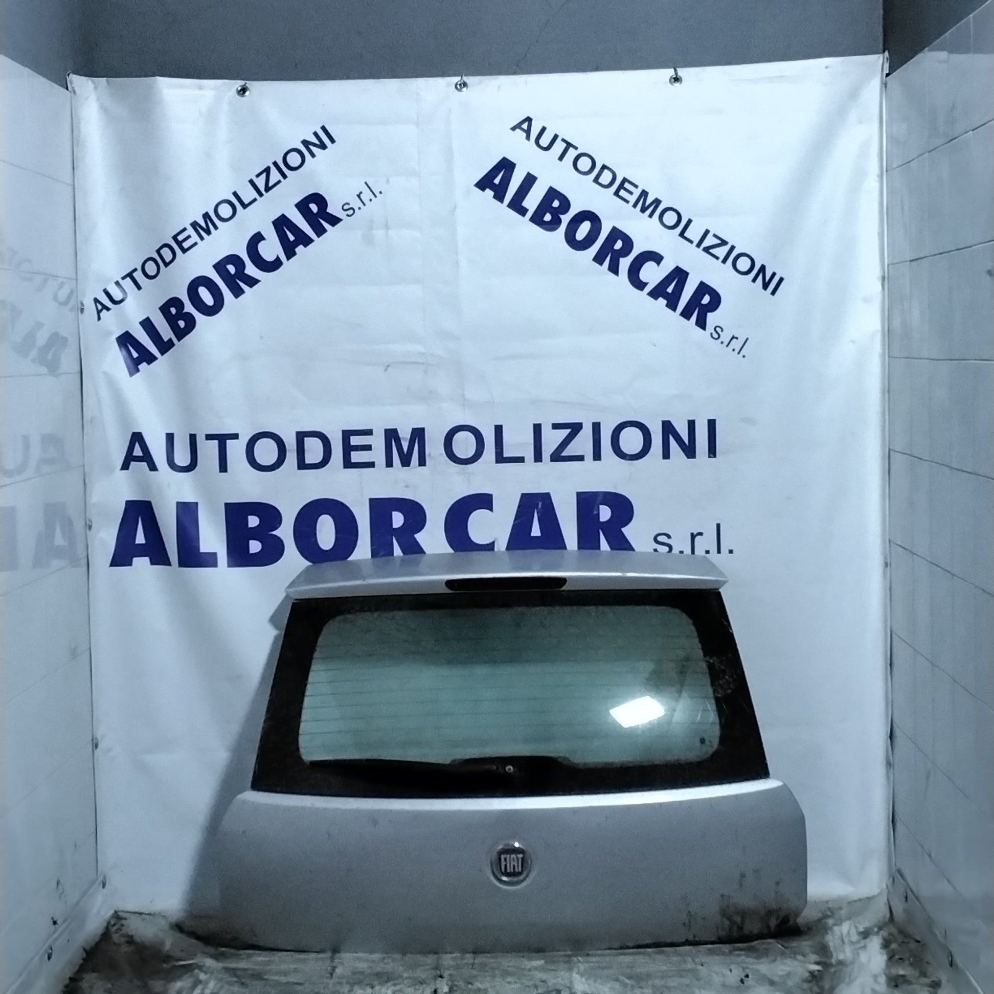portellone posteriore  fiat punto evo