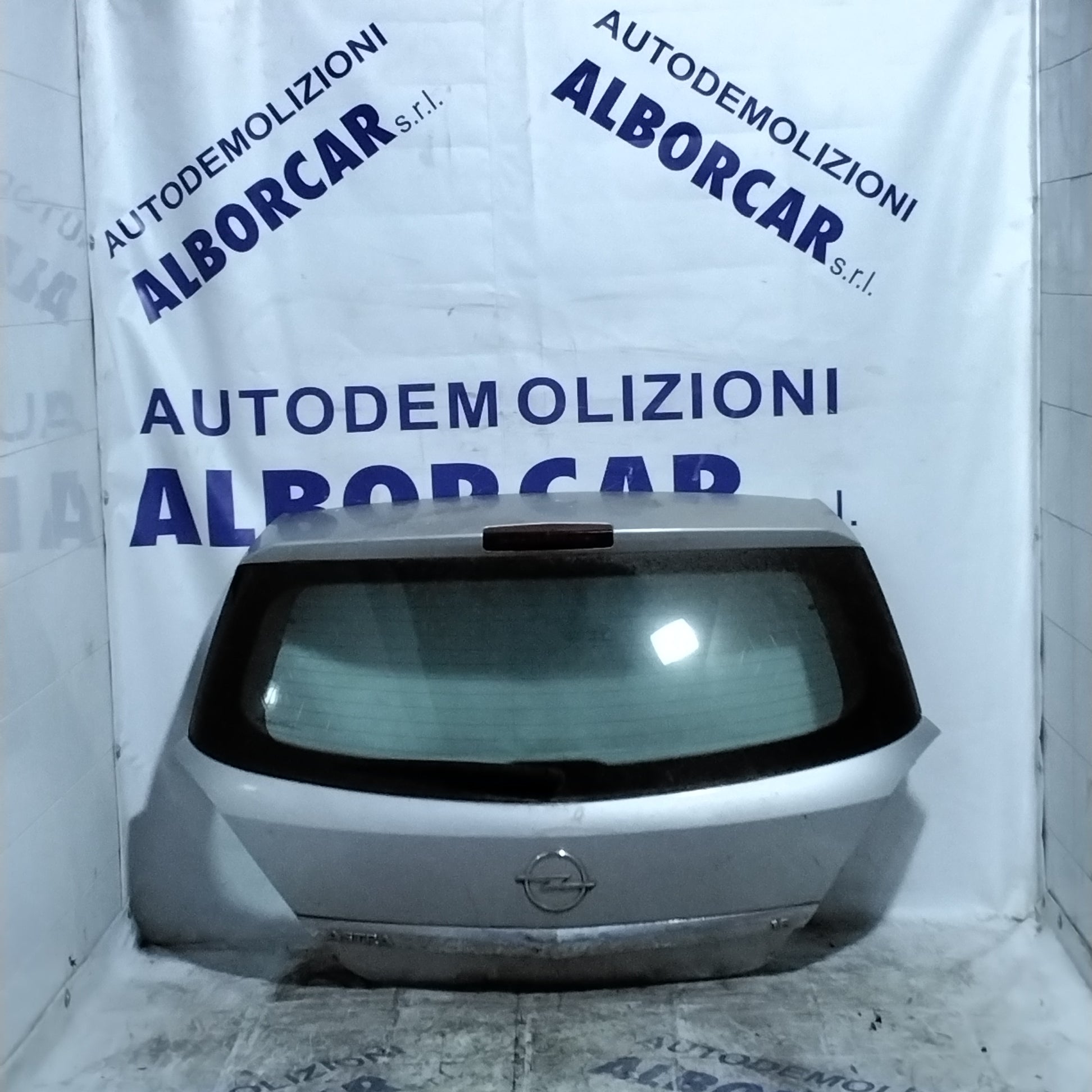 Tailgate opel astra year 2007