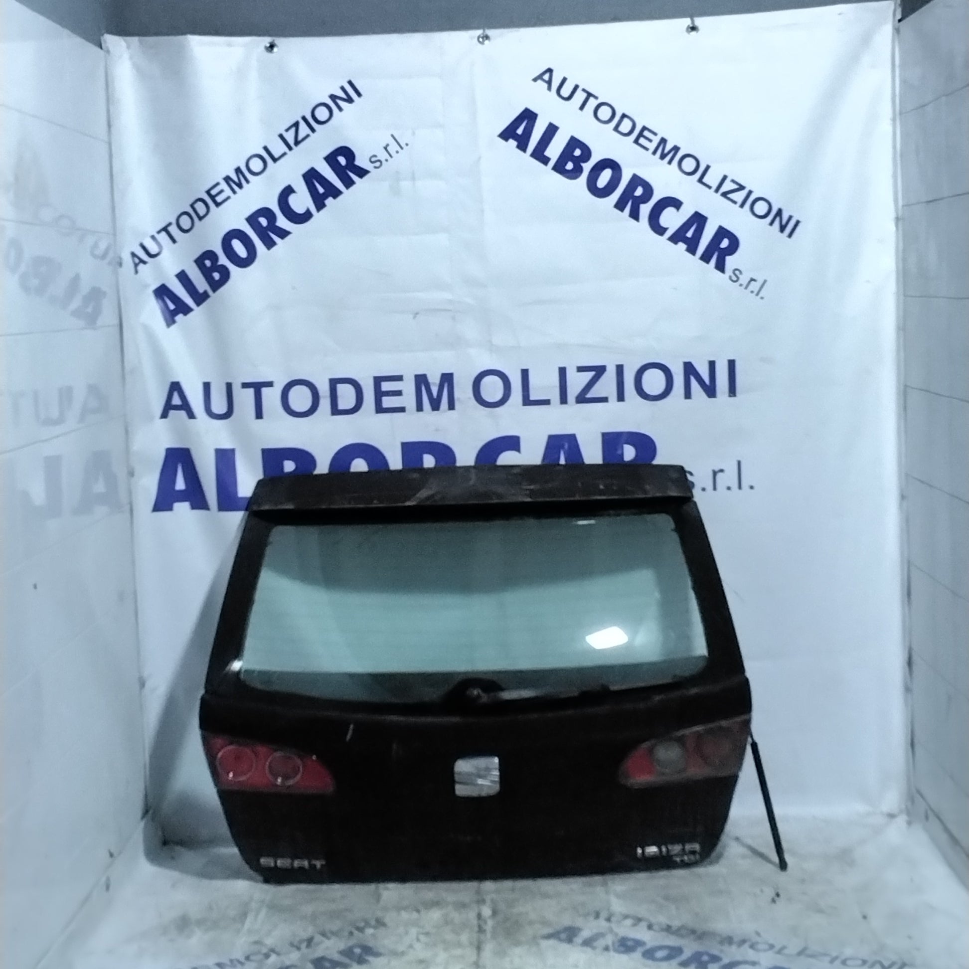 Tailgate seat ibiza year 2006