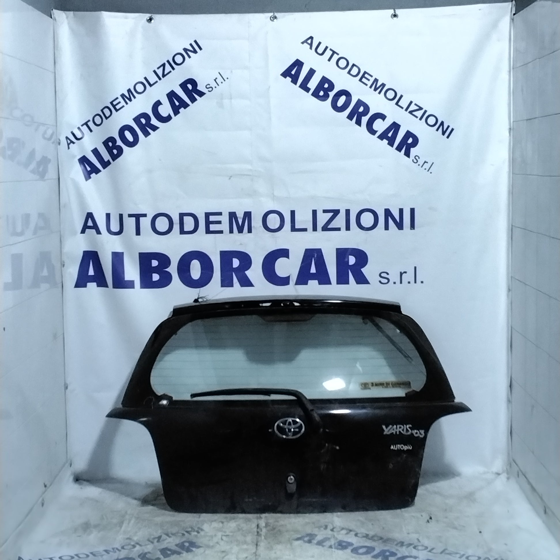 Toyota Yaris tailgate 2001-2005