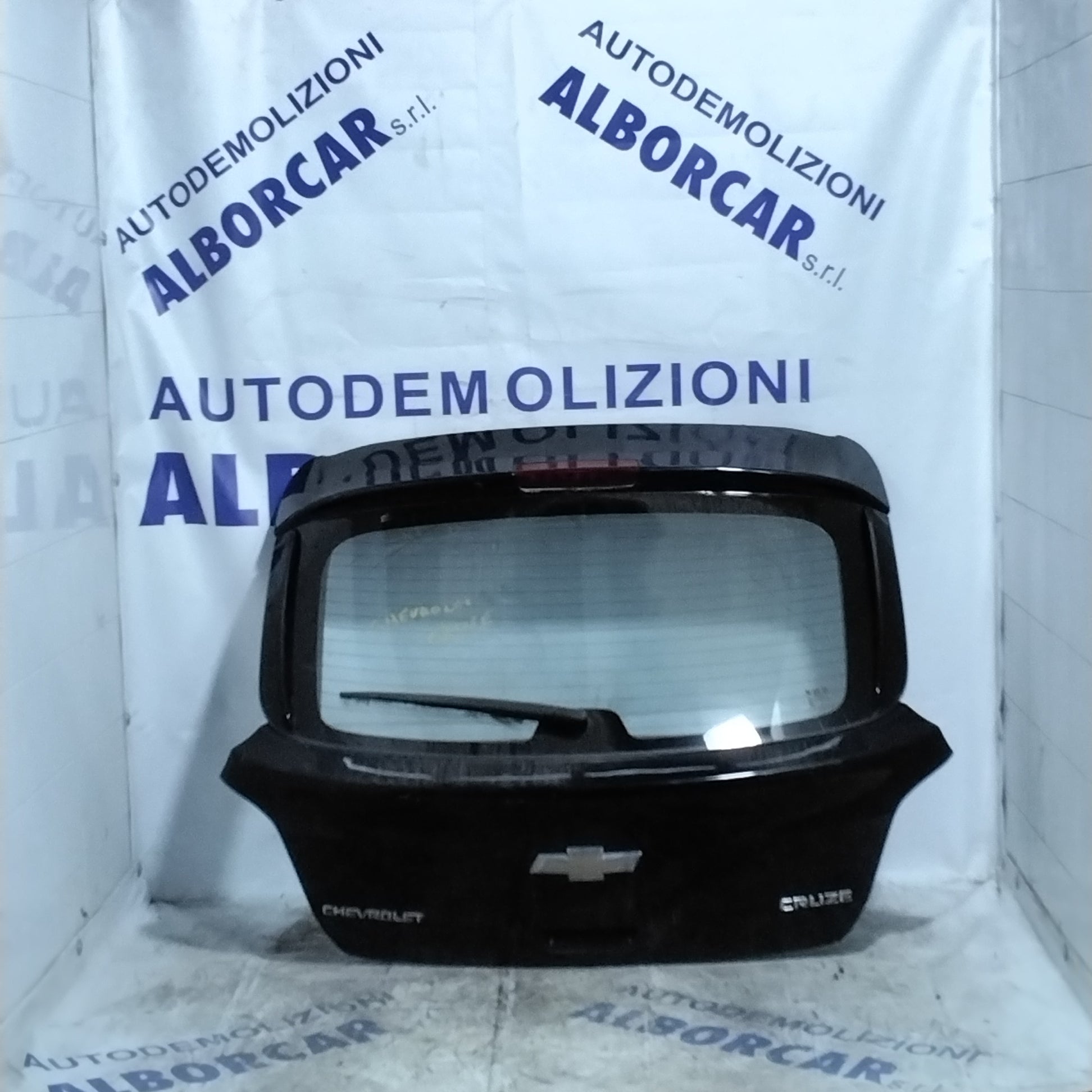 Chevrolet Cruze 2010 tailgate