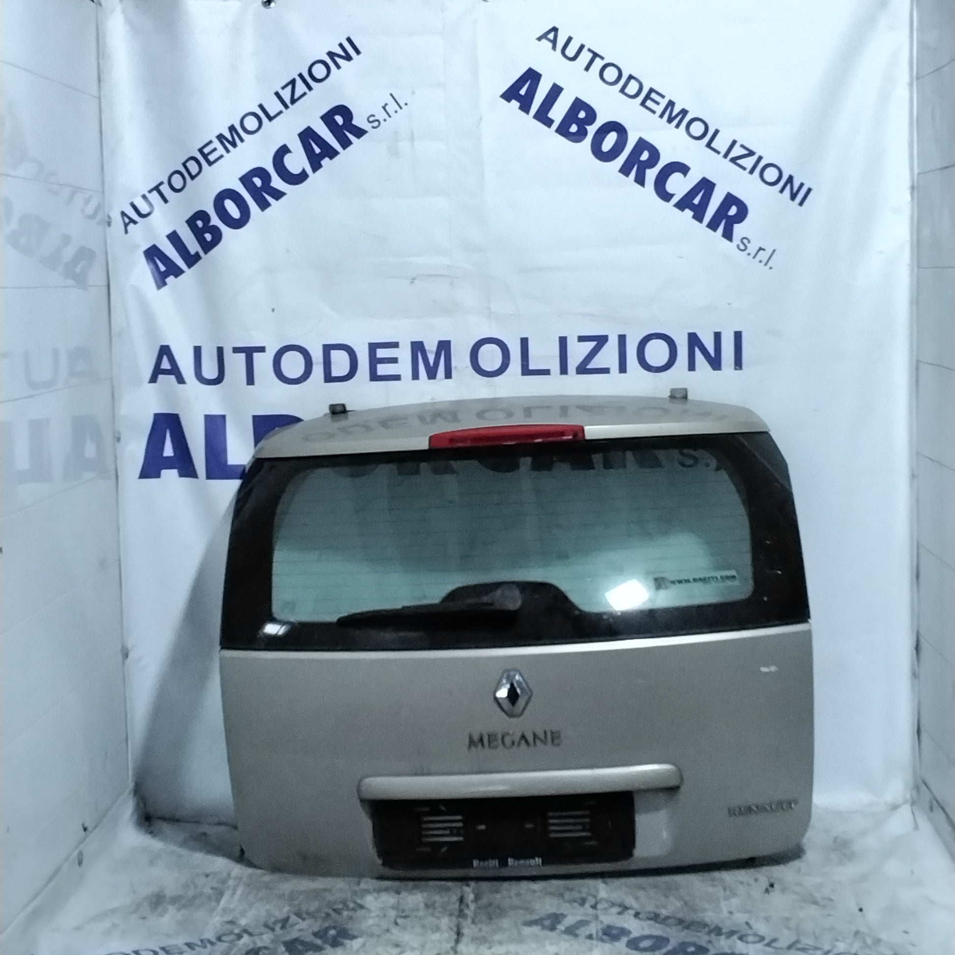 Tailgate Renault Megane year 2006