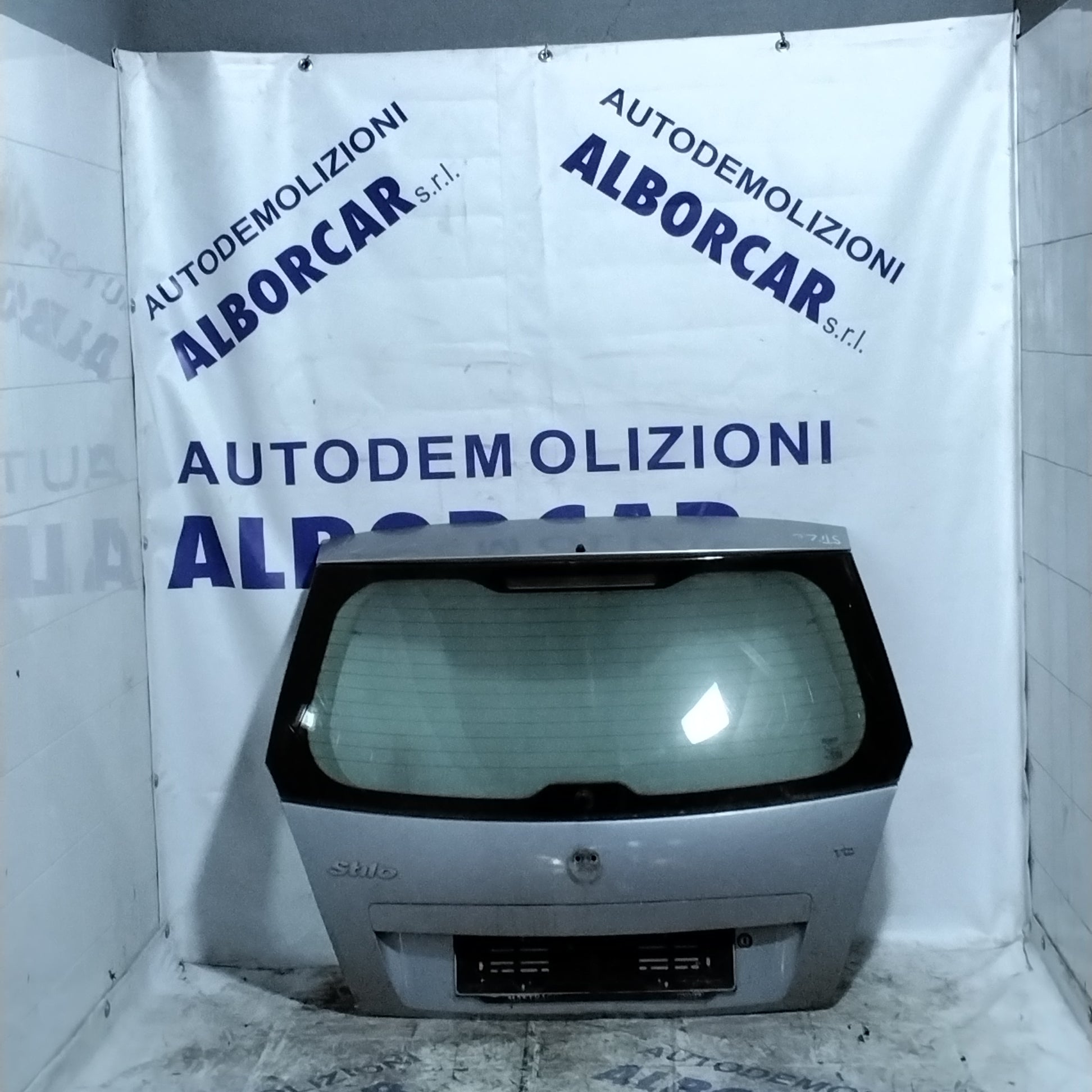 Fiat Stilo tailgate year 2003
