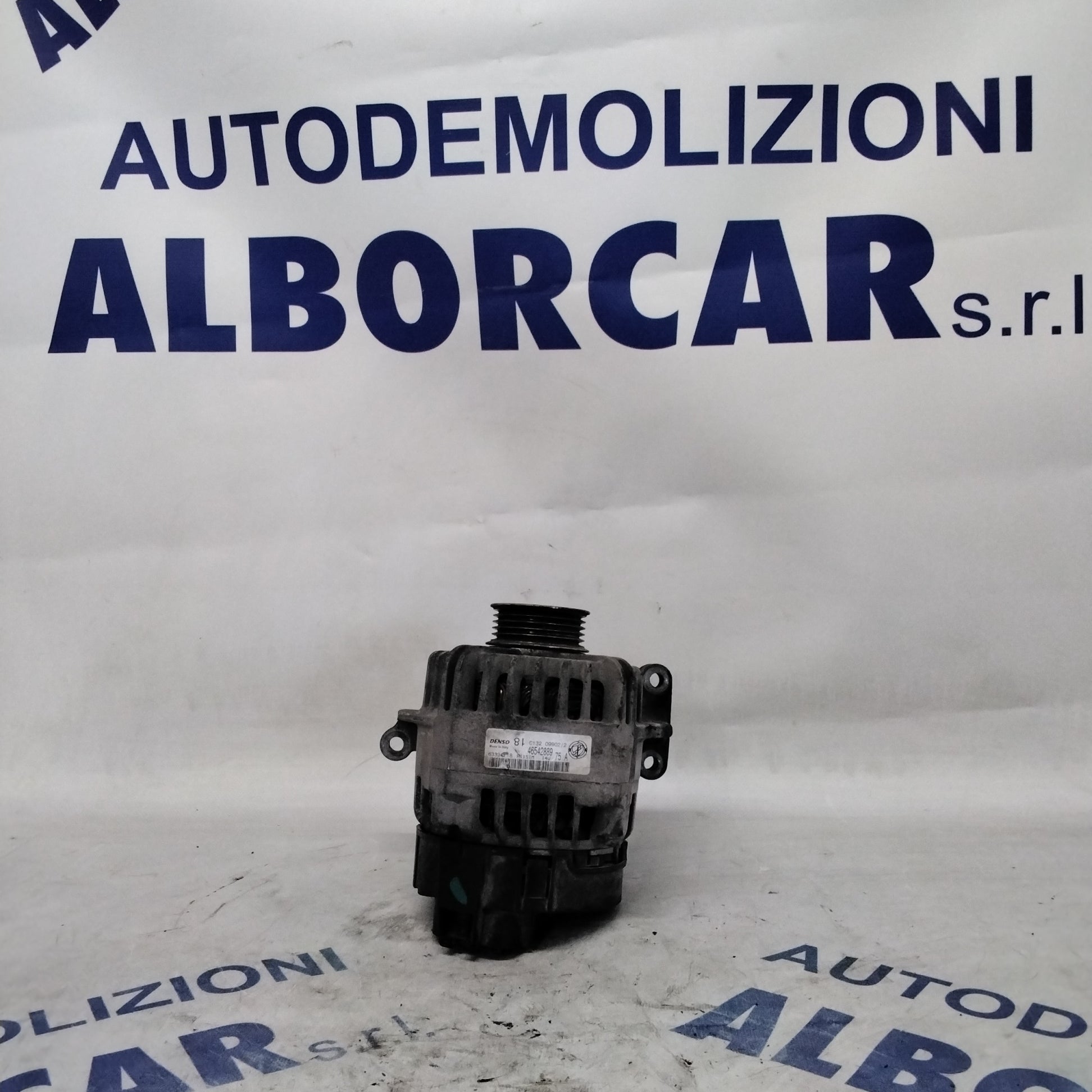 Alternator Fiat Punto second series 1.2 petrol code 46542889(sf15p9)