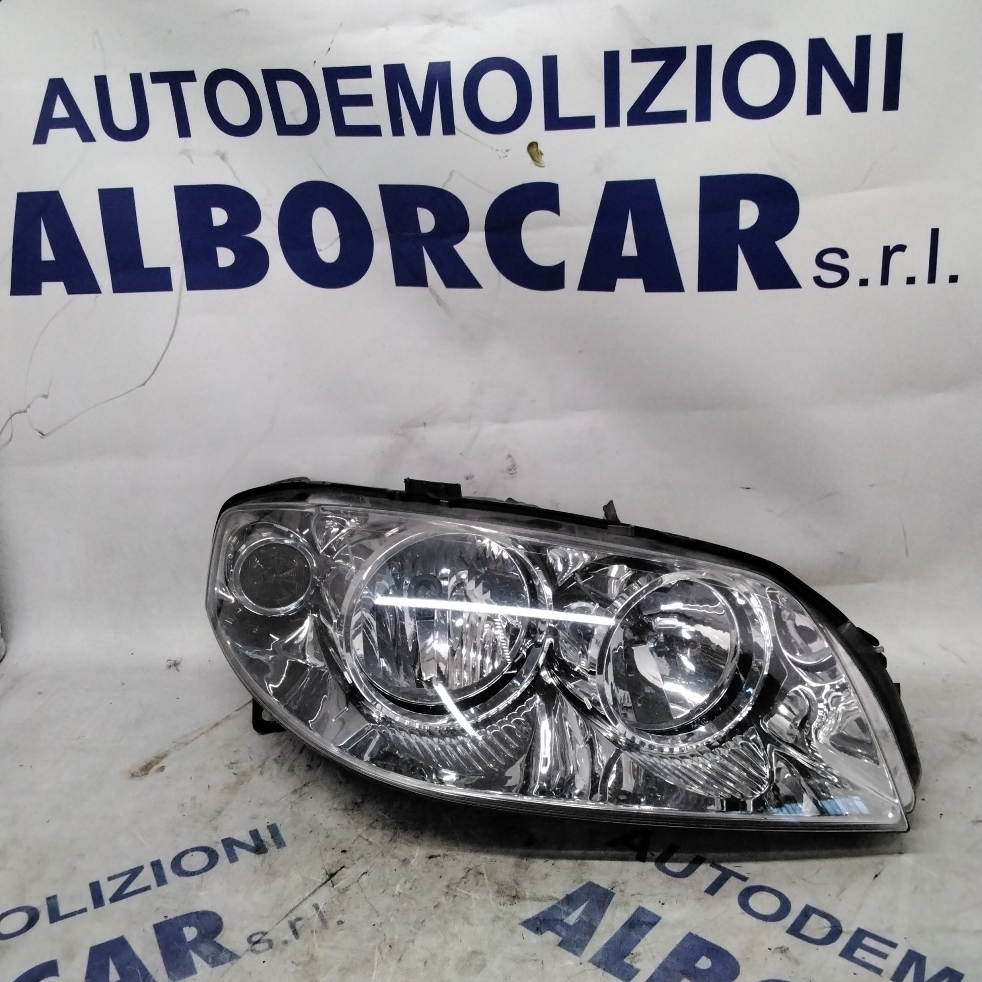 Right front headlight Fiat Punto third series year 2005 (sf8p5)