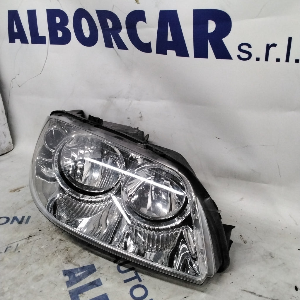 Right front headlight Fiat Punto third series year 2005 (sf8p5)