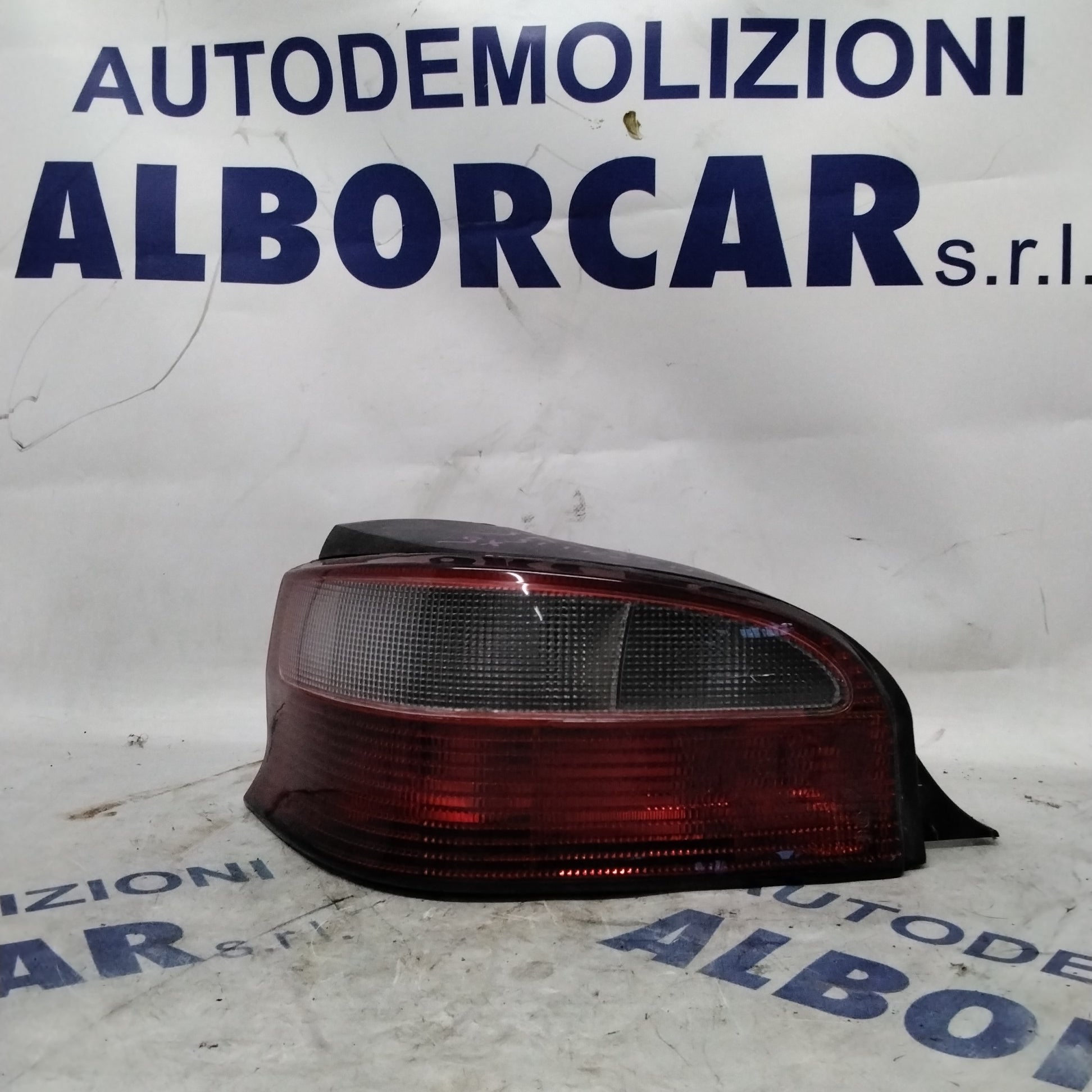 Left rear light Citroen Saxo 2001-2002 (sf10p1)