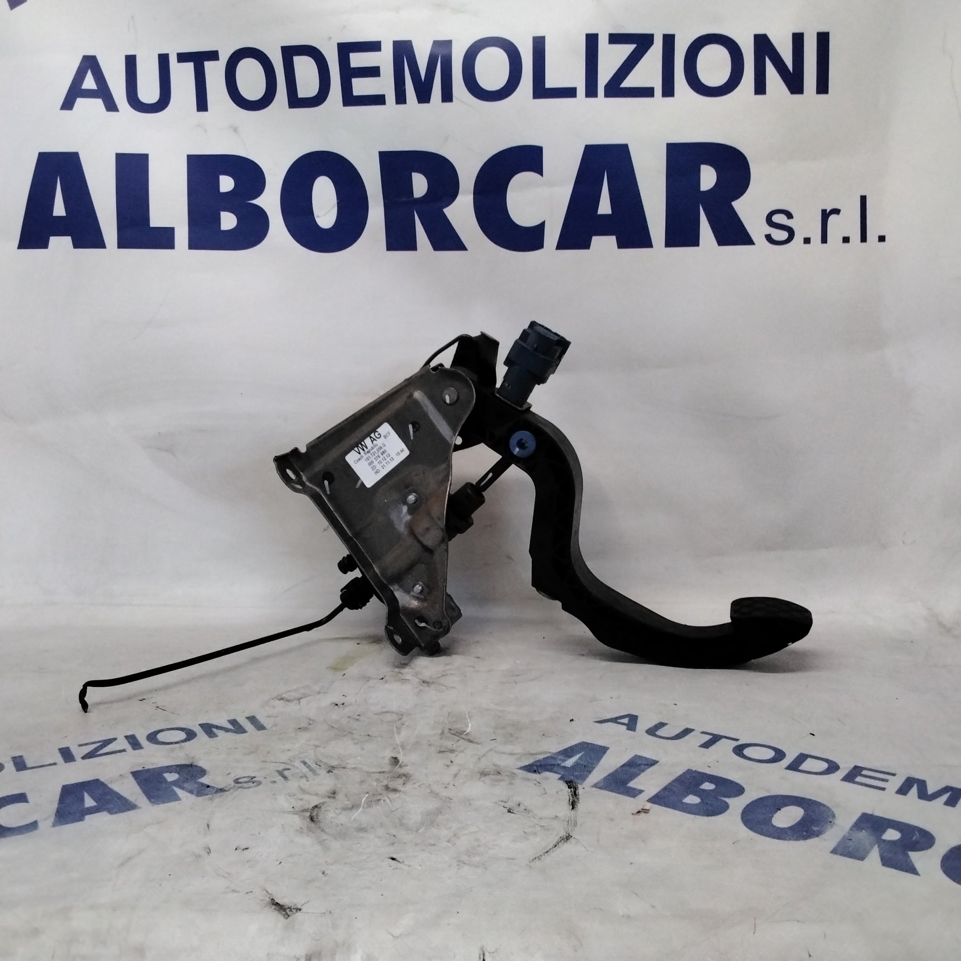 Gruppo pedale frizione volkswagen UP anno 2010