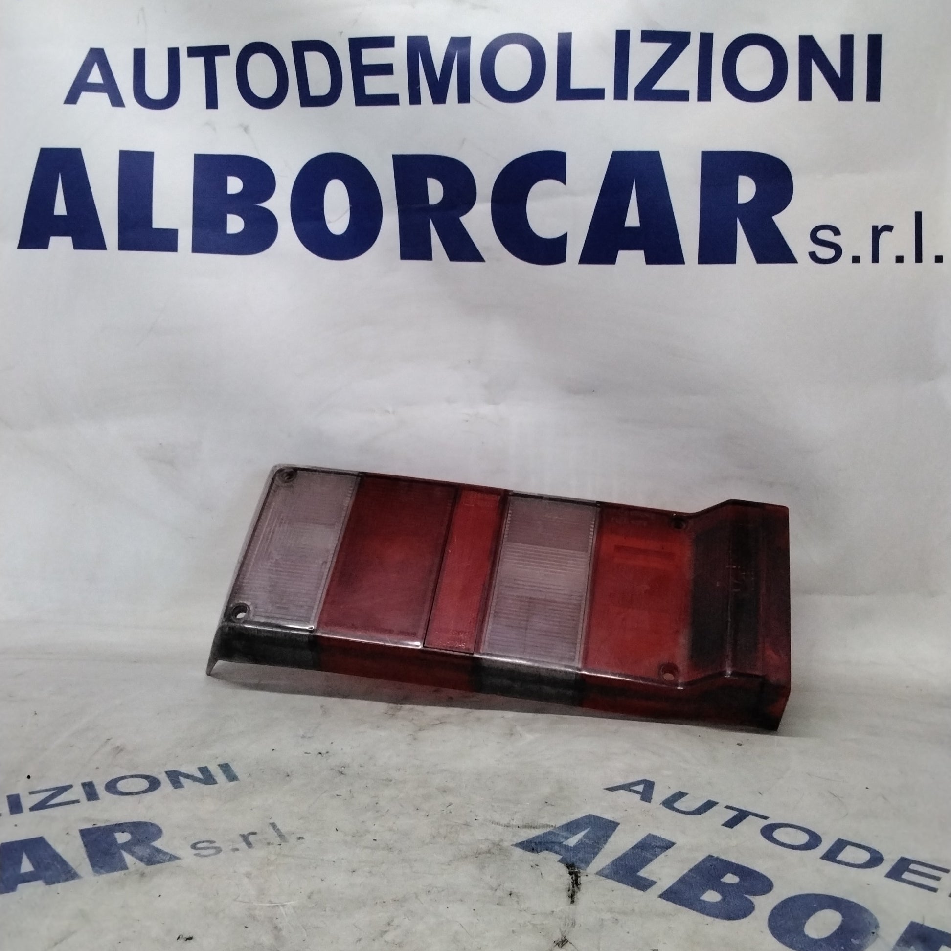 Y10 1985-1989 Left rear tail light (sf10p1)